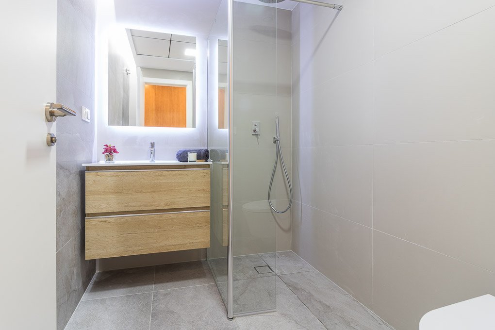 Nowoczesne bungalowy nad morzem, basen, Torrevieja