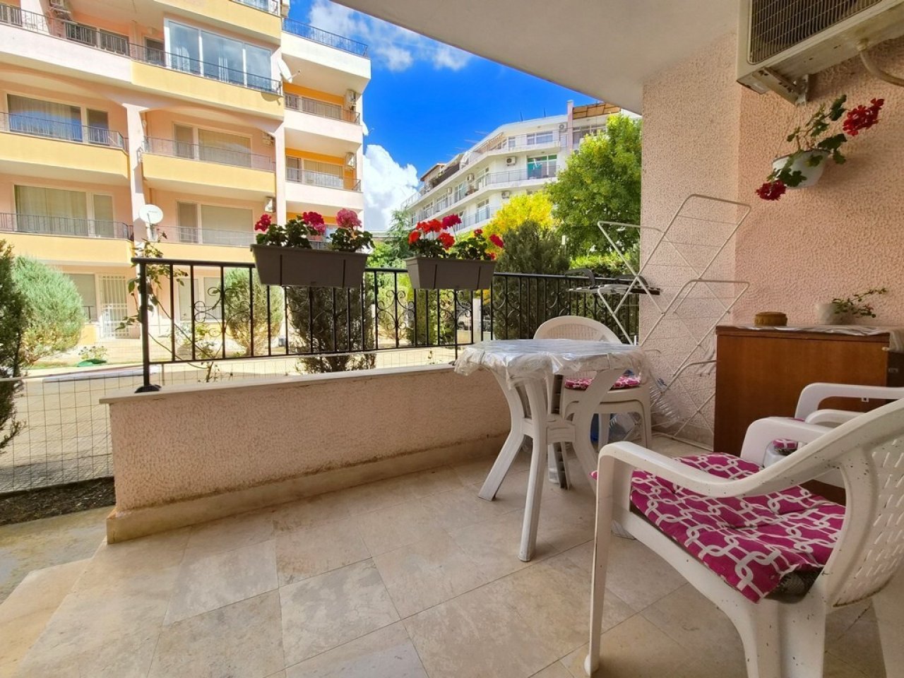 sunny-beach-bulgaria-1-bedroom-apartment-sunlight-village-hIb928hMi9PhQ7kN sunny-beach-bulgaria-1-bedroom-apartment-sunlight-village-hIb928hMi9PhQ7kN