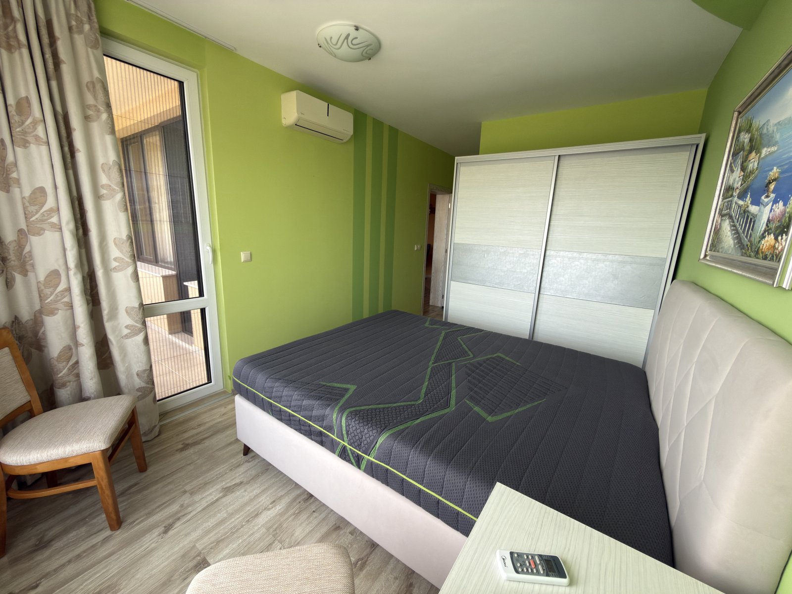 3-pokojowe mieszkanie z 2 sypialniami w kompleksie Flora Beach Resort, Pomorie, Bułgaria