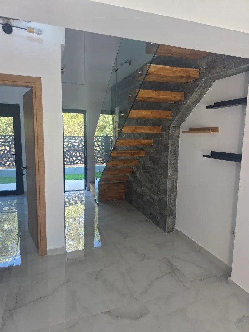 Nowo wybudowany apartament z czterema sypialniami i widokiem na morze, 350 m od morza, Nea Irakleia, Chalkidiki