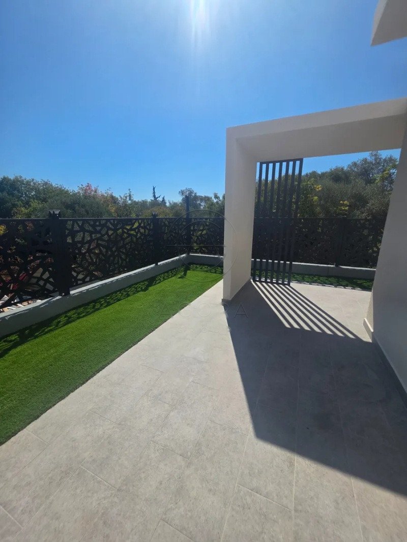 Nowo wybudowany apartament z czterema sypialniami i widokiem na morze, 350 m od morza, Nea Irakleia, Chalkidiki