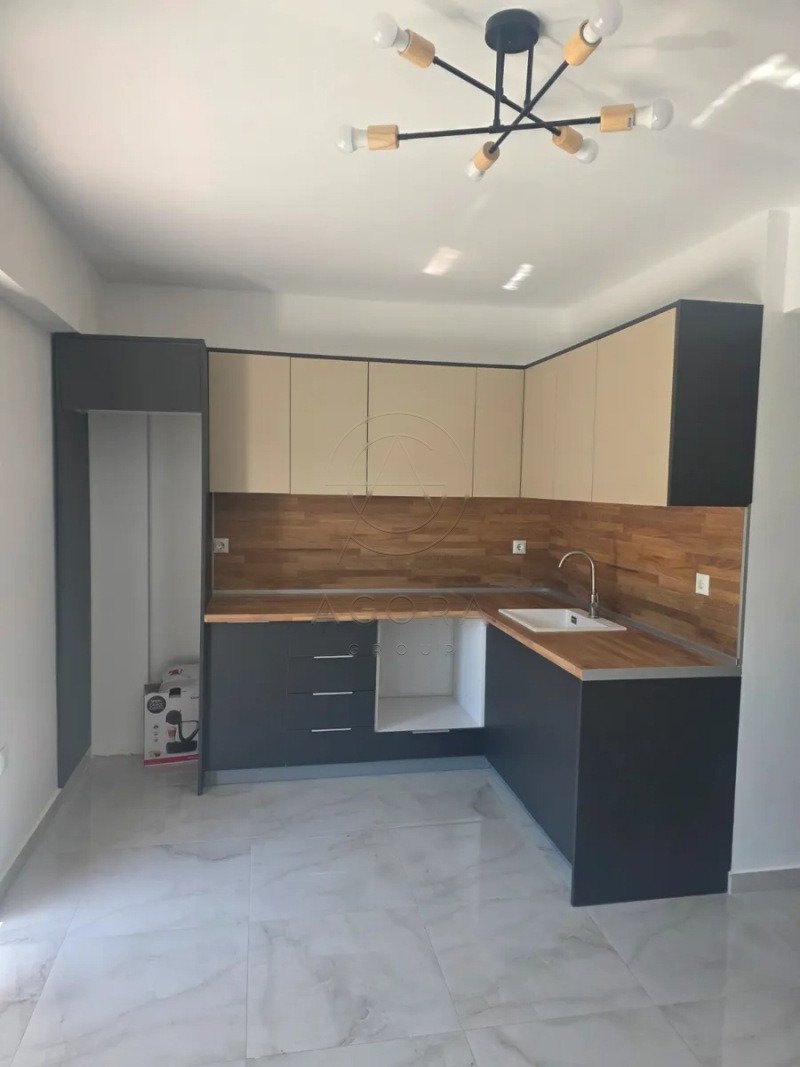 Nowo wybudowany apartament z czterema sypialniami i widokiem na morze, 350 m od morza, Nea Irakleia, Chalkidiki