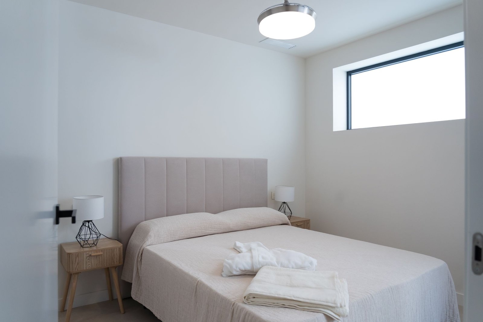 Ekskluzywne apartamenty na parterze 300 m od plaży, Santiago de la Ribera