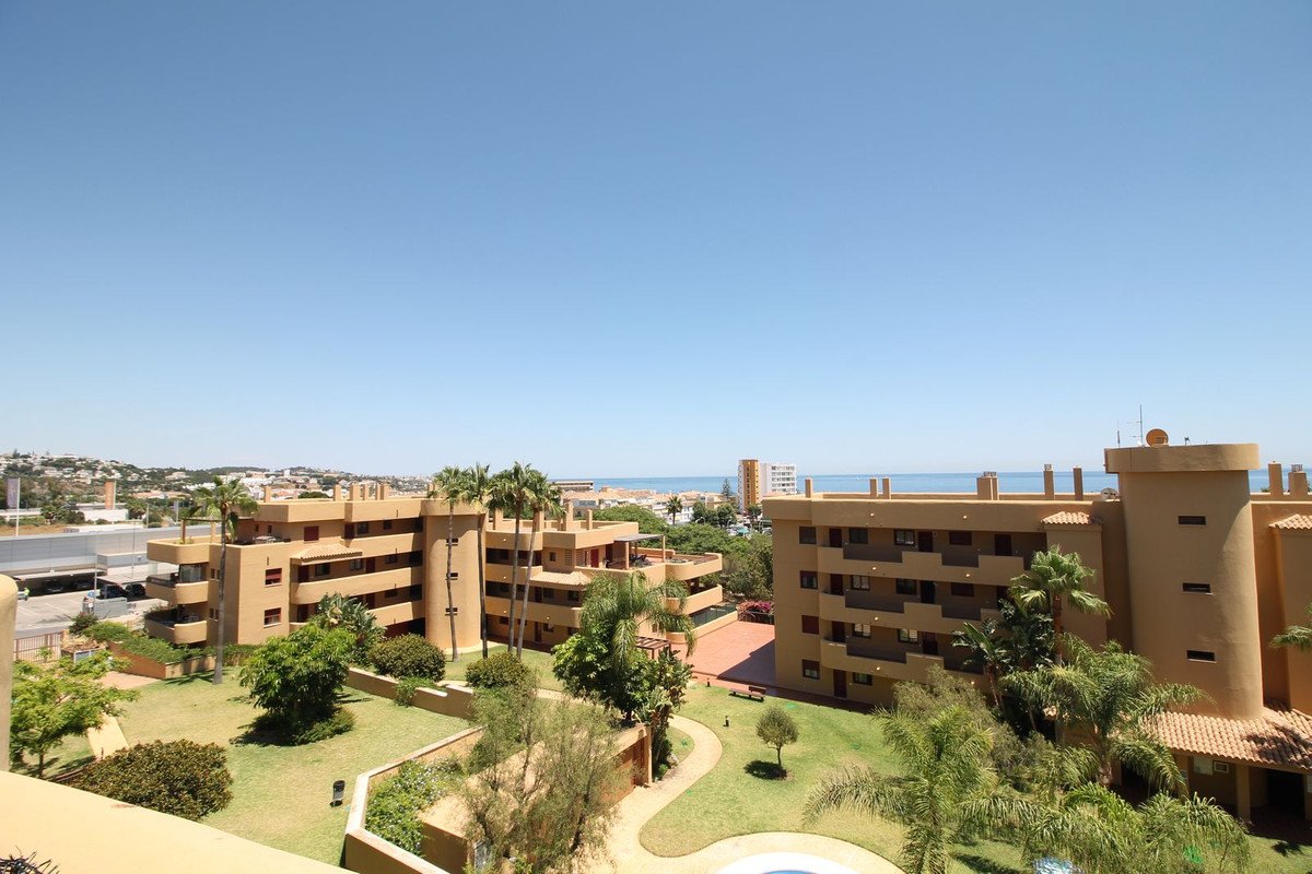 Penthouse w kompleksie Calazul z widokiem na morze, niedaleko centrum La Cala, Mijas, Hiszpania