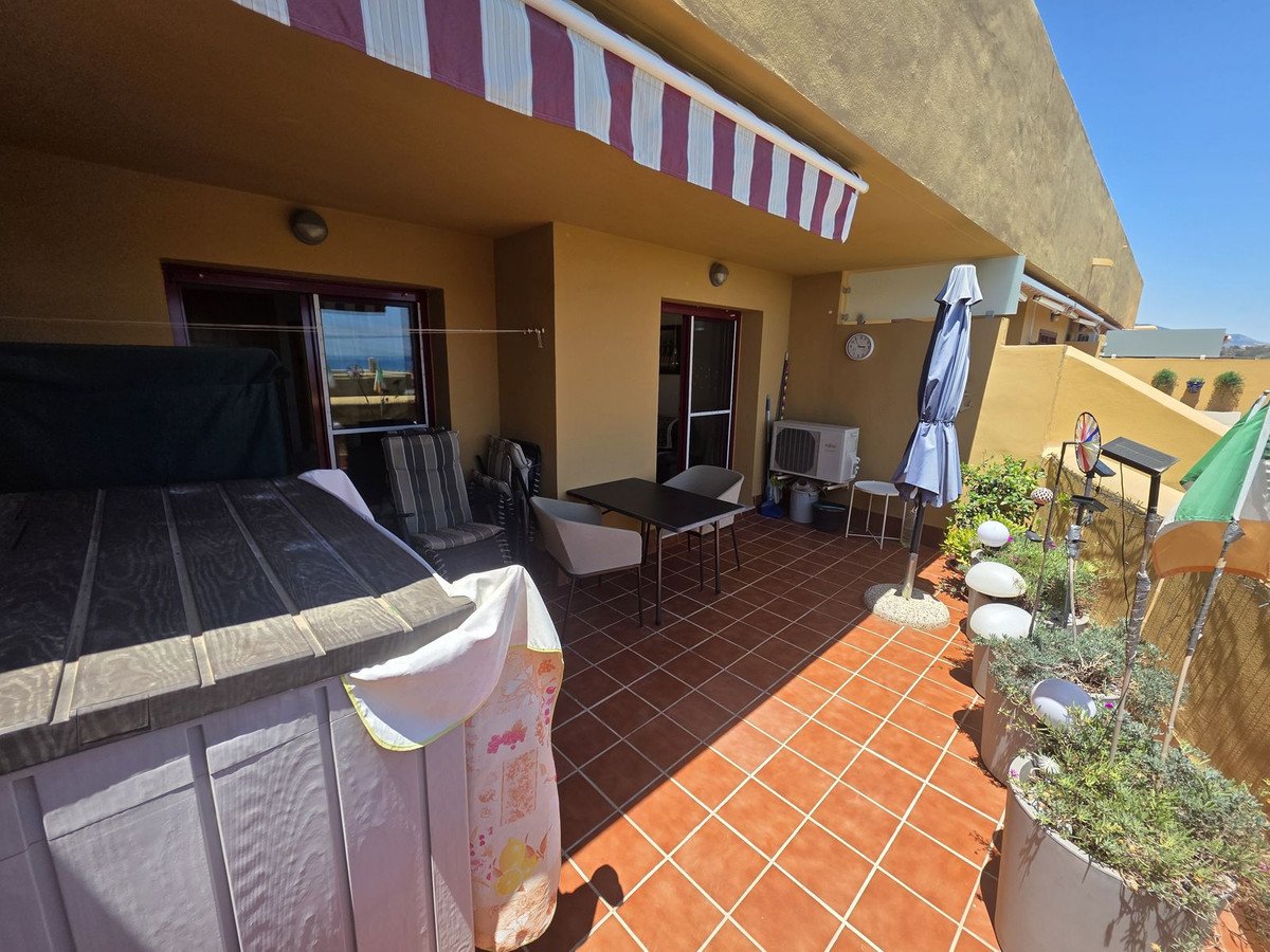 Penthouse w kompleksie Calazul z widokiem na morze, niedaleko centrum La Cala, Mijas, Hiszpania