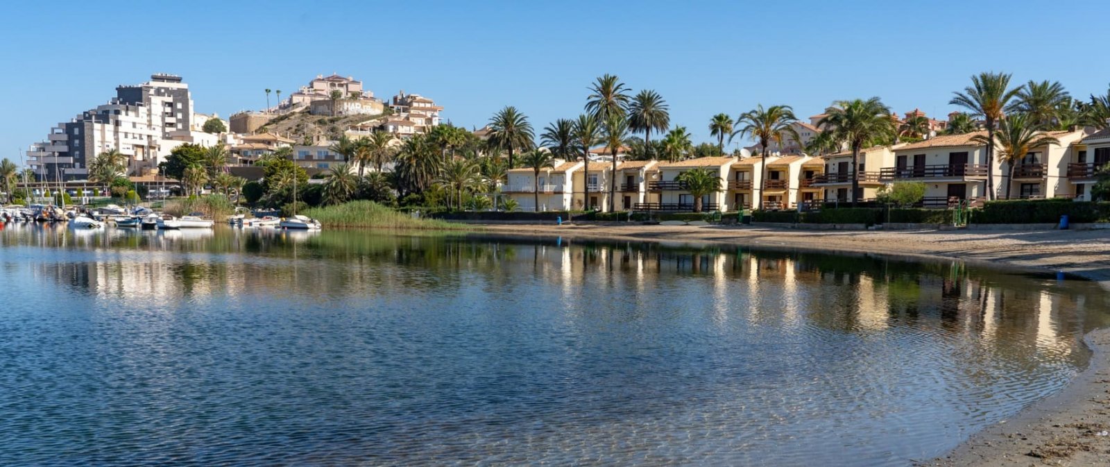 Penthouse z 3 sypialniami i solarium o powierzchni 117 m² w La Manga Club, Cartagena, Hiszpania