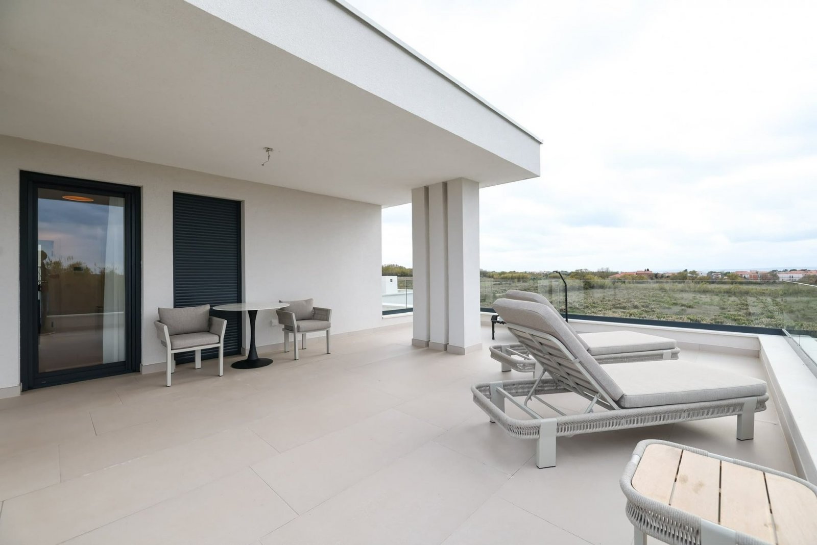 Umeblowana willa z basenem o powierzchni 38 m² i widokiem na morze, Privlaka, Chorwacja