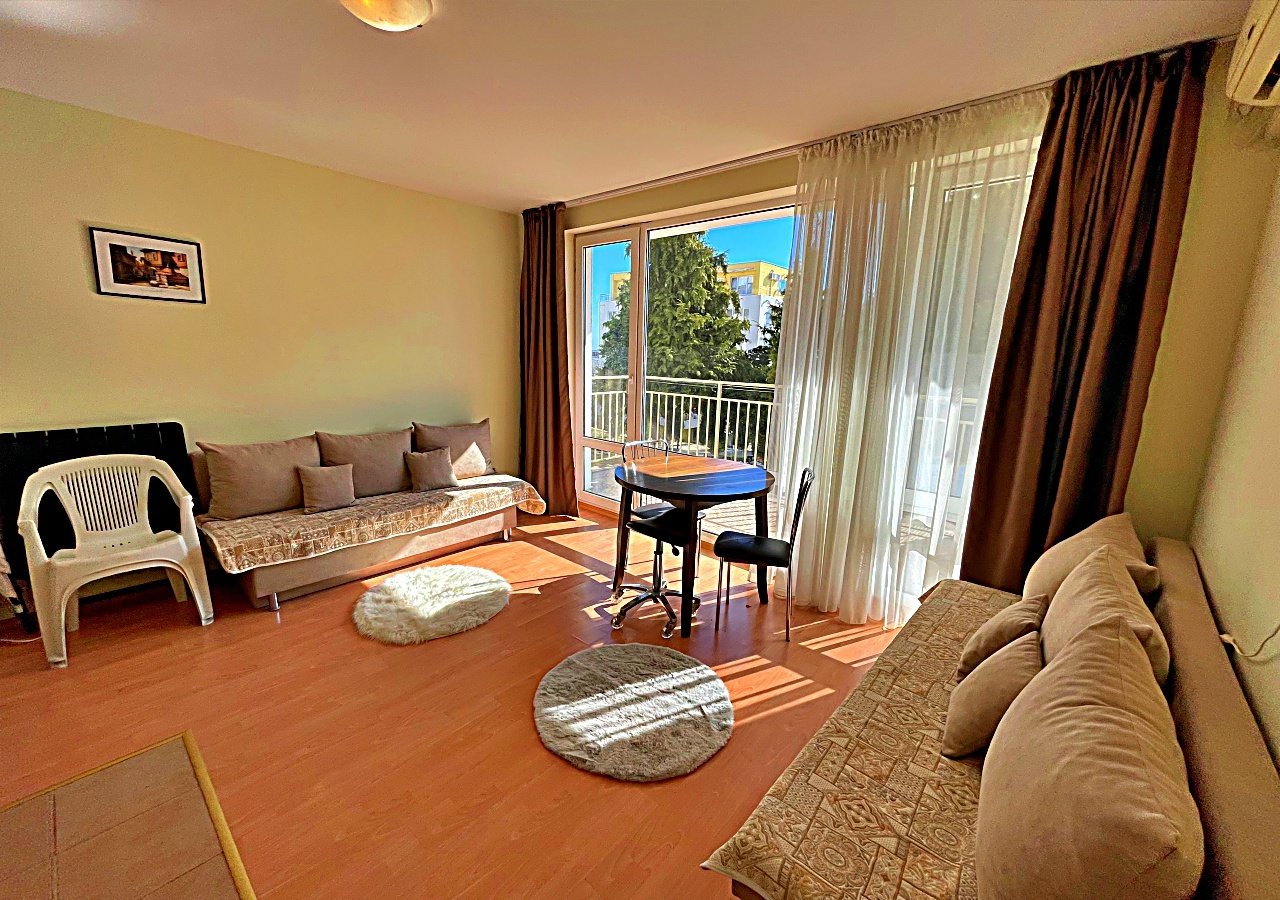 Studio z widokiem na basen w Imperial Fort Club, Sveti Vlas – 44 m², parter, 59.900 €