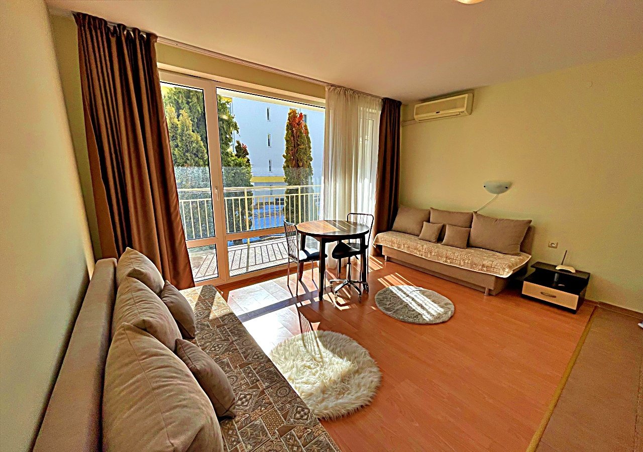 Studio z widokiem na basen w Imperial Fort Club, Sveti Vlas – 44 m², parter, 59.900 €