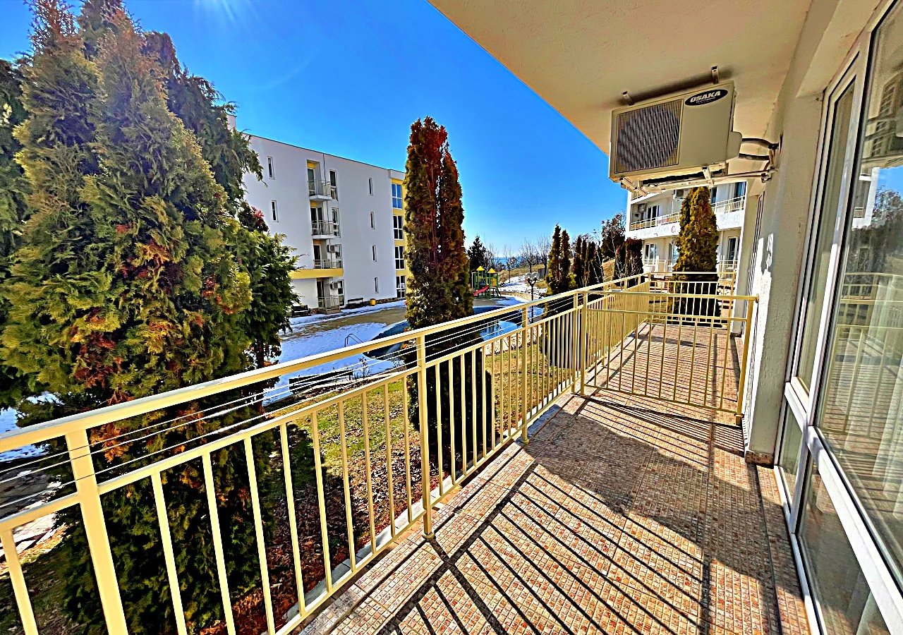 Studio z widokiem na basen w Imperial Fort Club, Sveti Vlas – 44 m², parter, 59.900 €