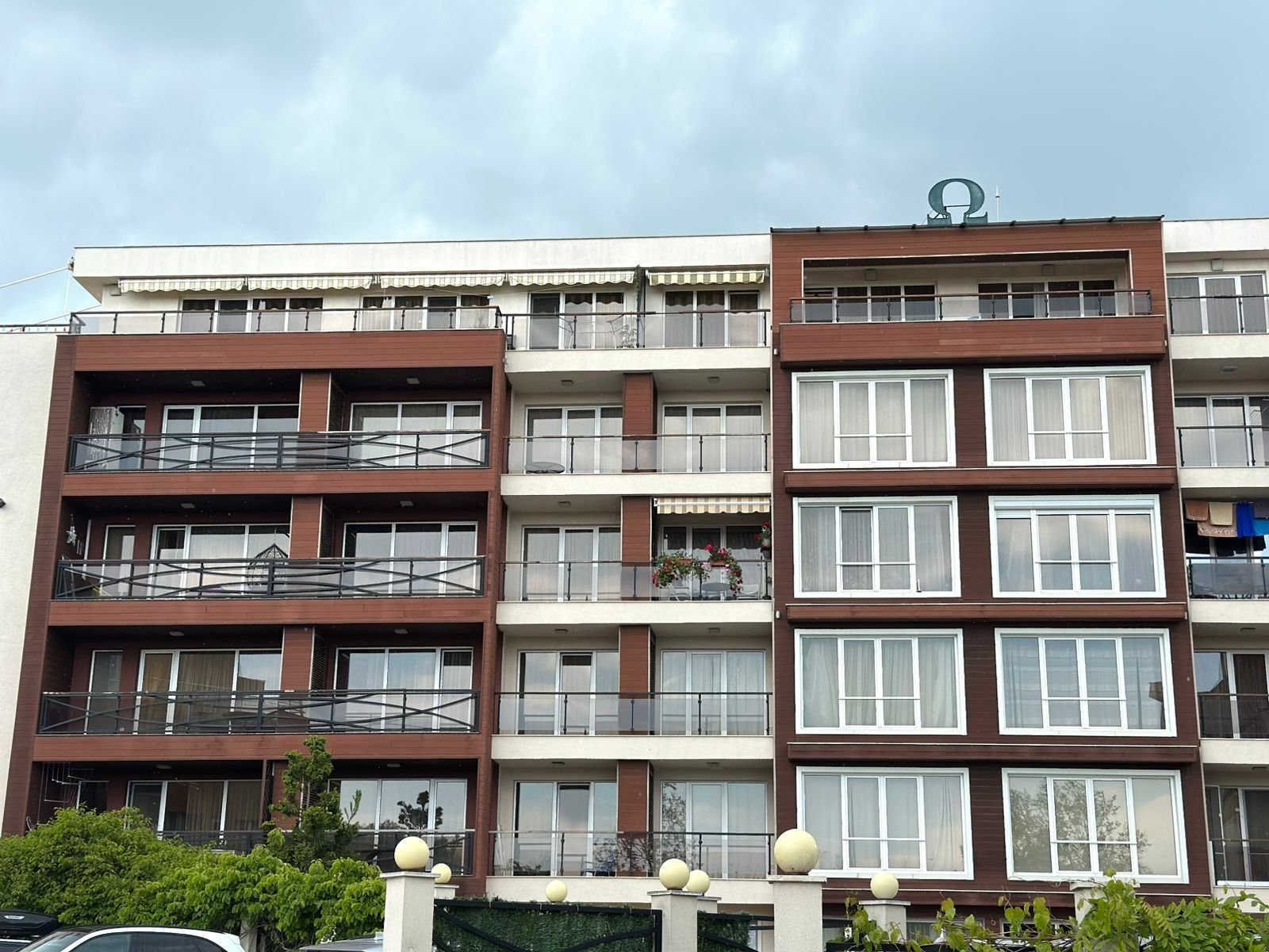 Mieszkanie dwupokojowe z osobną kuchnią, zaledwie 100 metrów od morza!