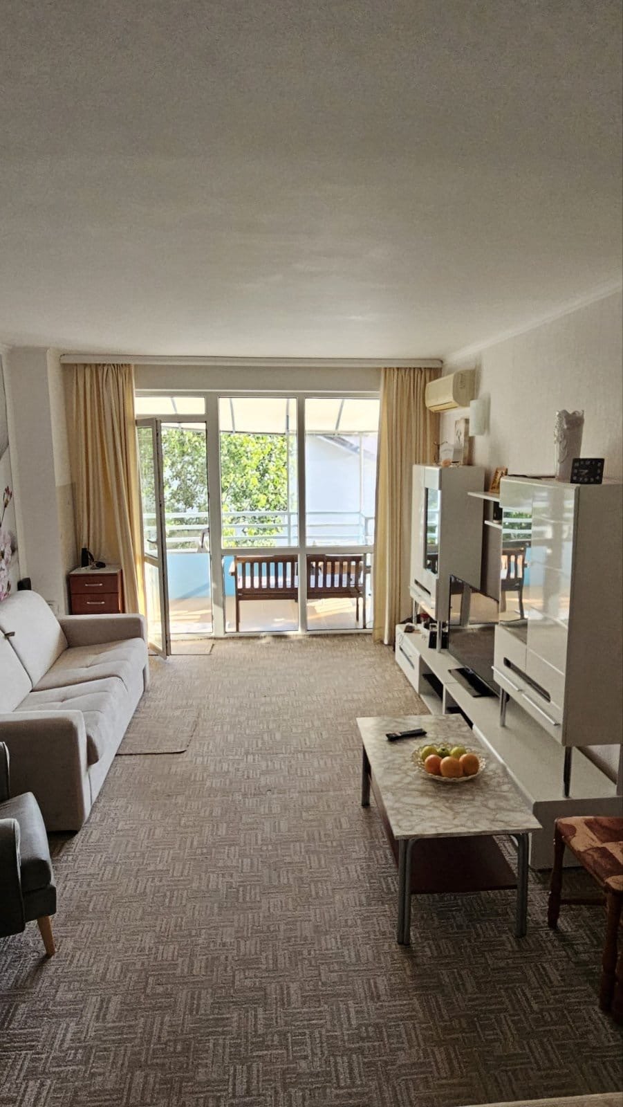 Meble 2-pokojowe mieszkanie w Amadeus 5, Słoneczny Brzeg – Tylko 76.200 €!