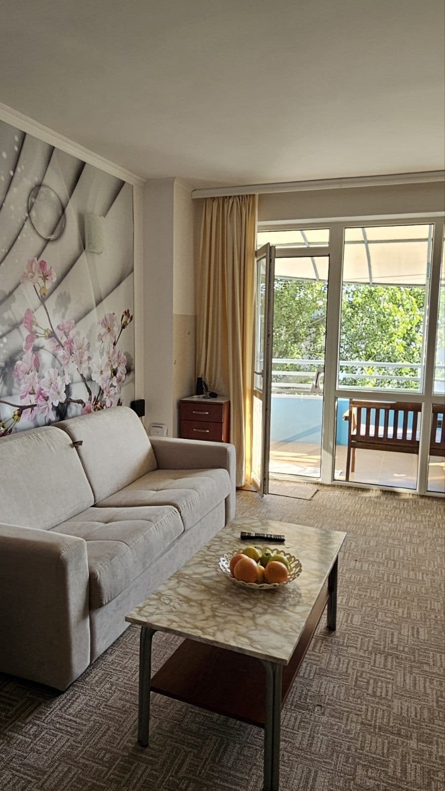 Meble 2-pokojowe mieszkanie w Amadeus 5, Słoneczny Brzeg – Tylko 76.200 €!