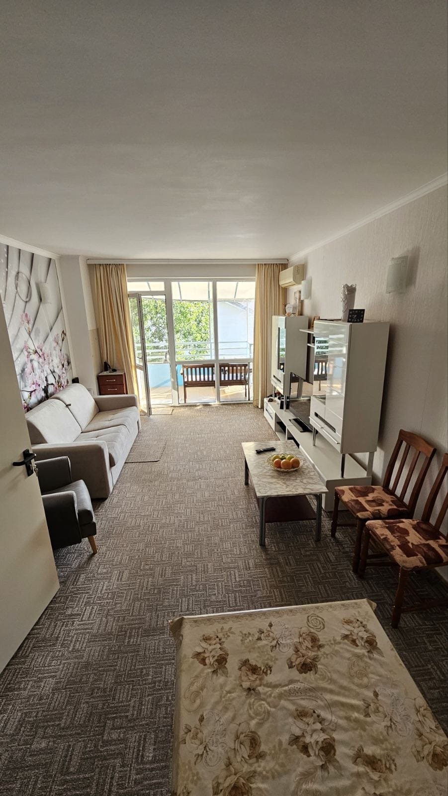 Meble 2-pokojowe mieszkanie w Amadeus 5, Słoneczny Brzeg – Tylko 76.200 €!