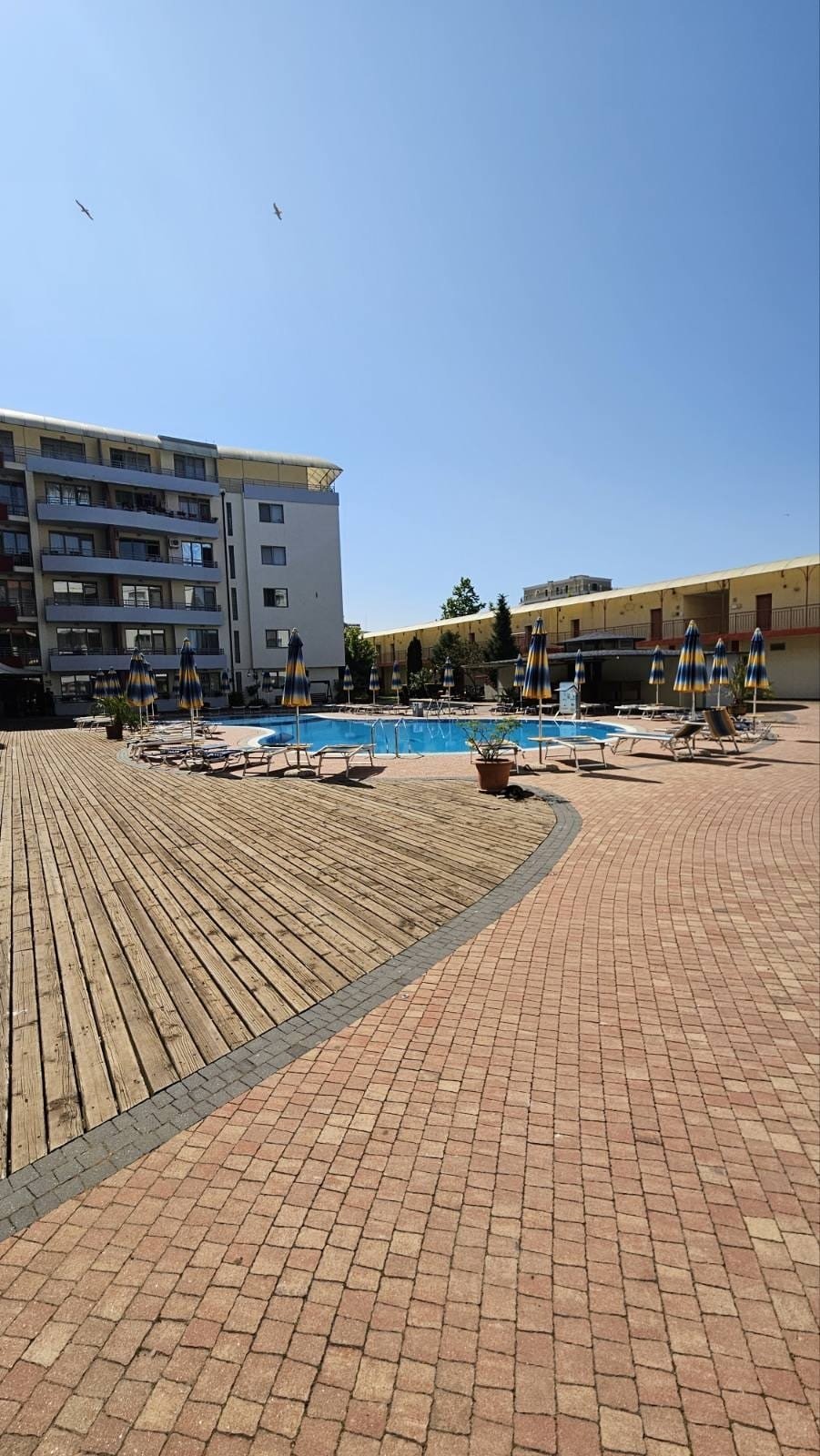 Meble 2-pokojowe mieszkanie w Amadeus 5, Słoneczny Brzeg – Tylko 76.200 €!