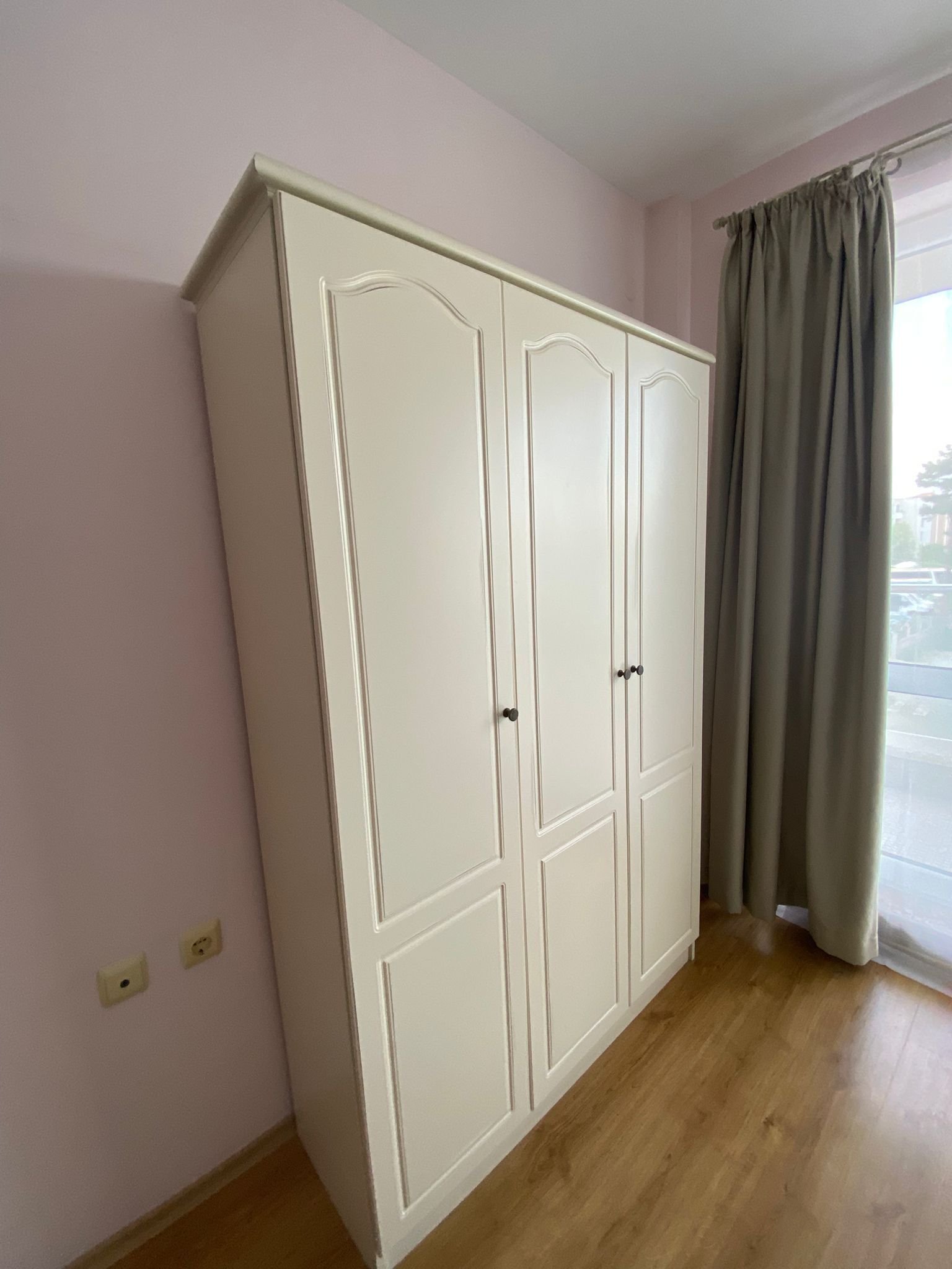 Trzy pokojowe mieszkanie w kompleksie mieszkaniowym Florence Park, Słoneczny Brzeg.