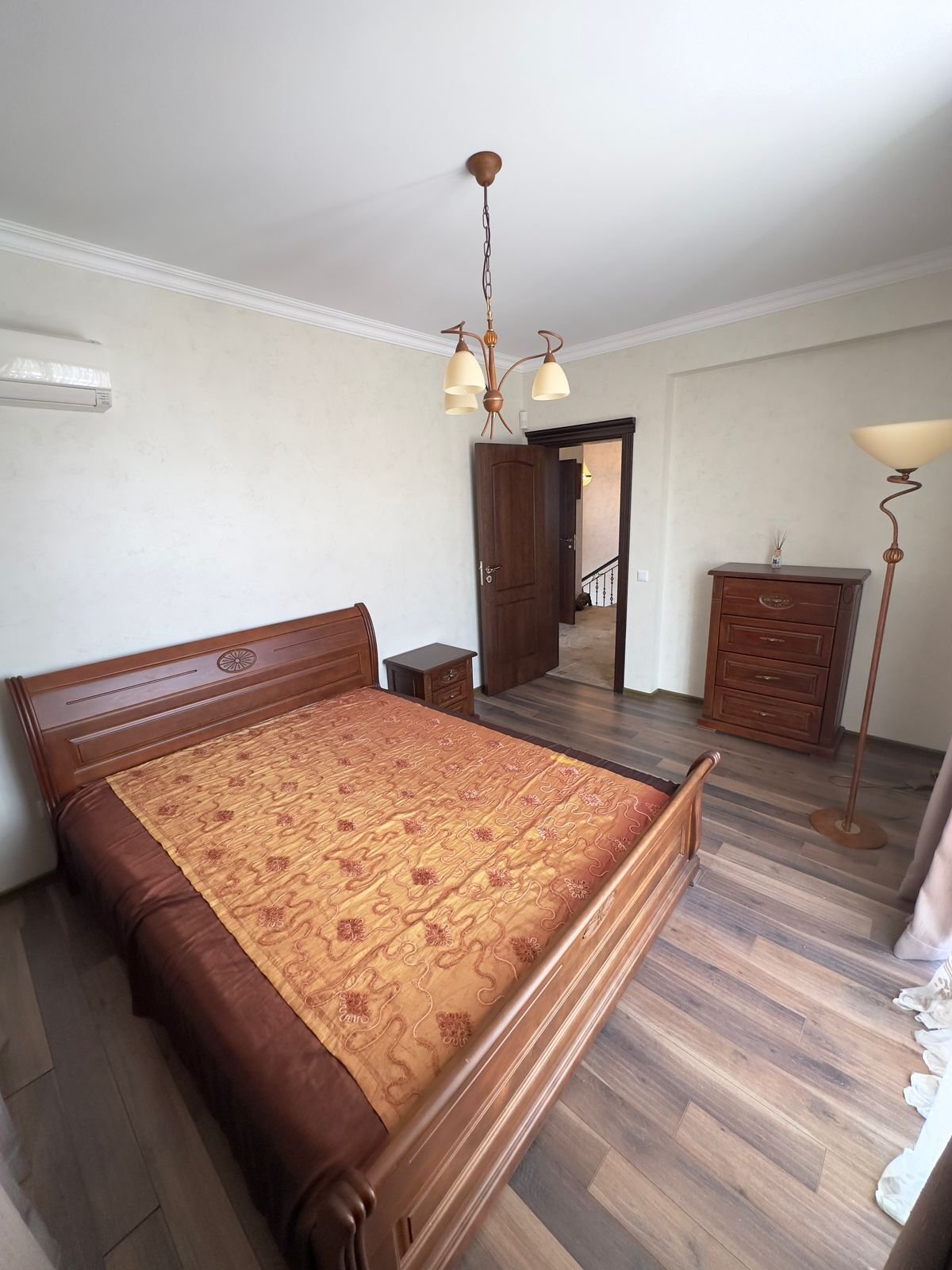 Dom z trzema sypialniami w Victoria Residences