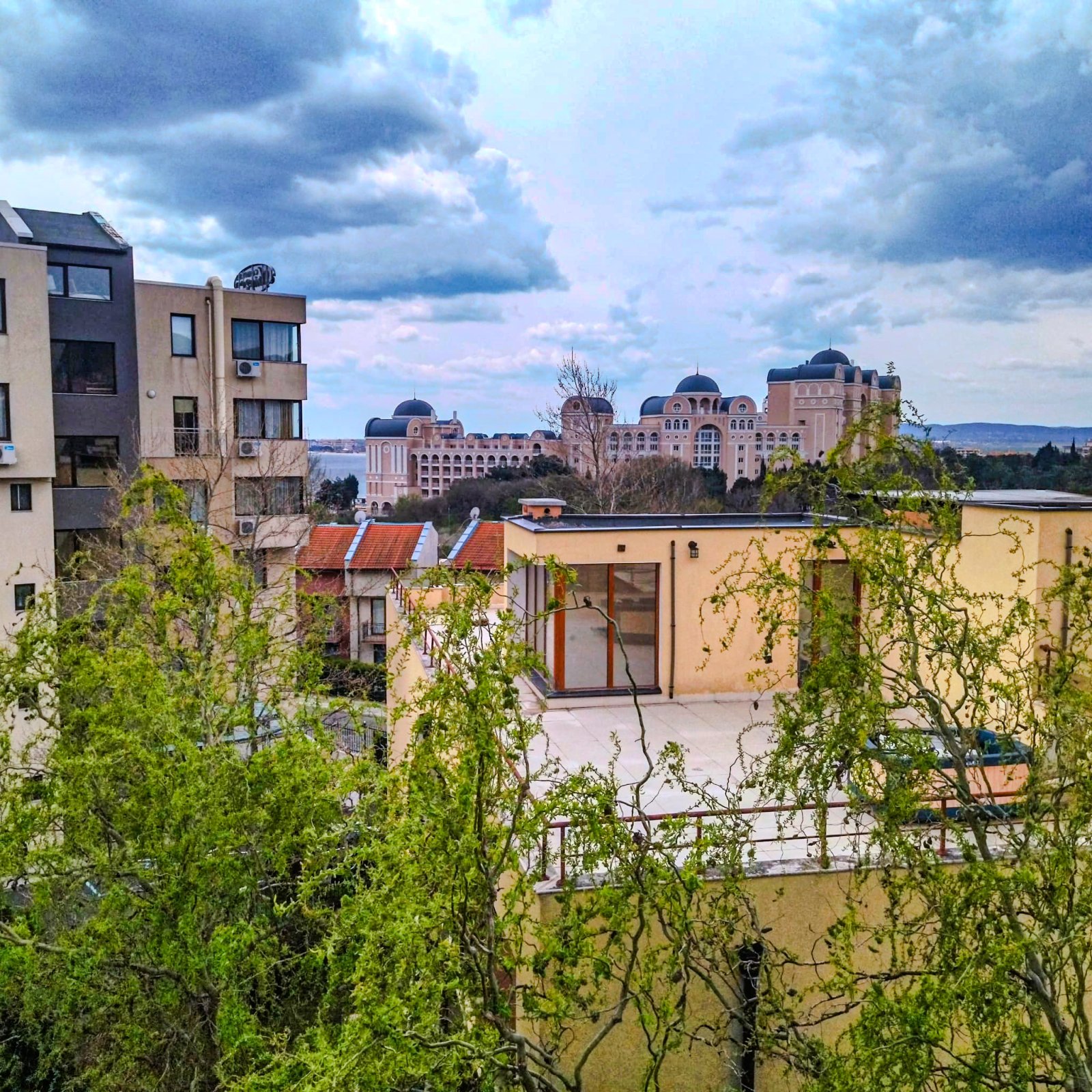 Duże studio z widokiem na morze w kompleksie „Antonia“ w Sveti Vlas