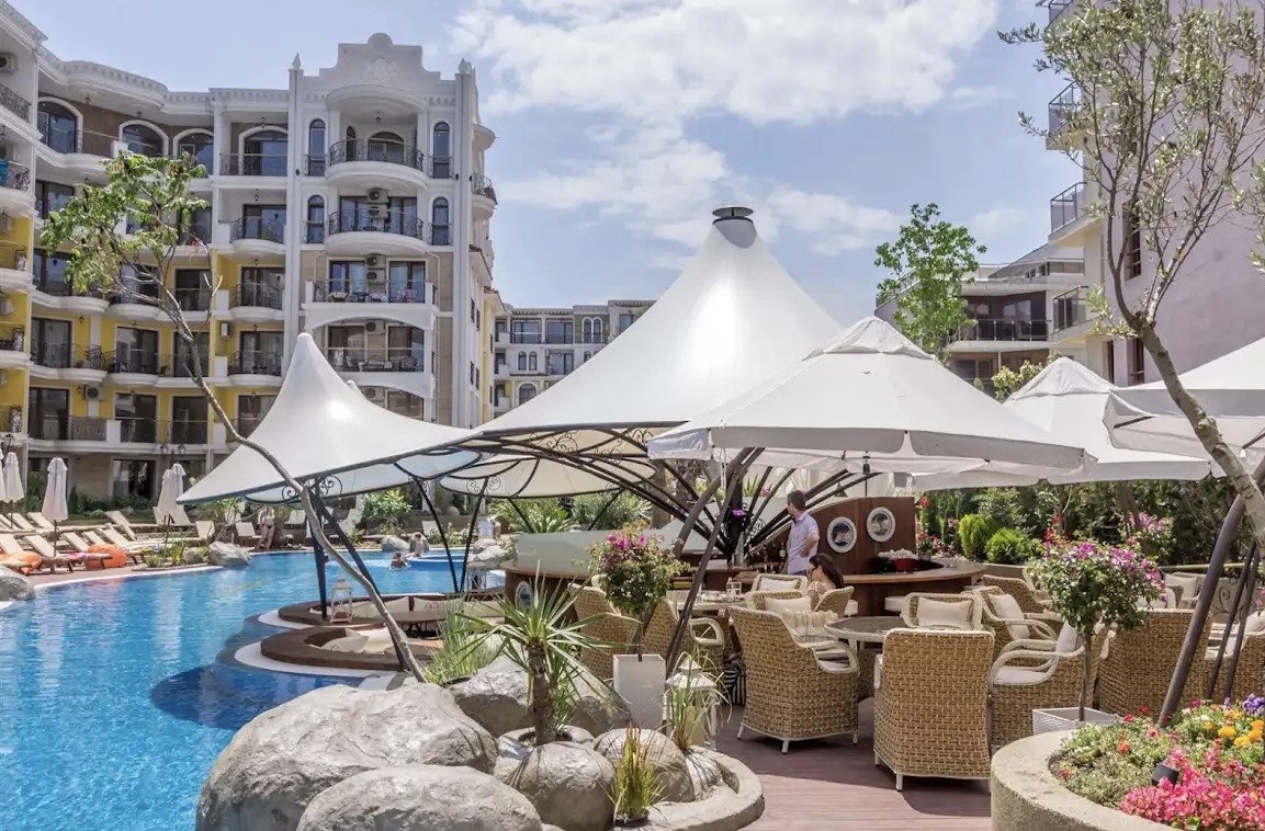 Dwupokojowe mieszkanie w kompleksie „Harmony Monte Carlo” nad Złotymi Piaskami