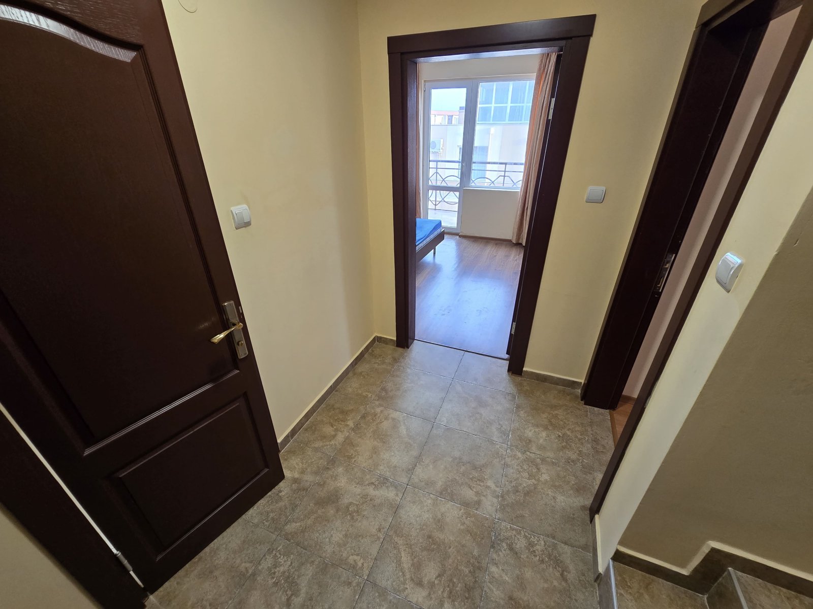 Mała kamienica 1+3 Lazur 10 Ravda