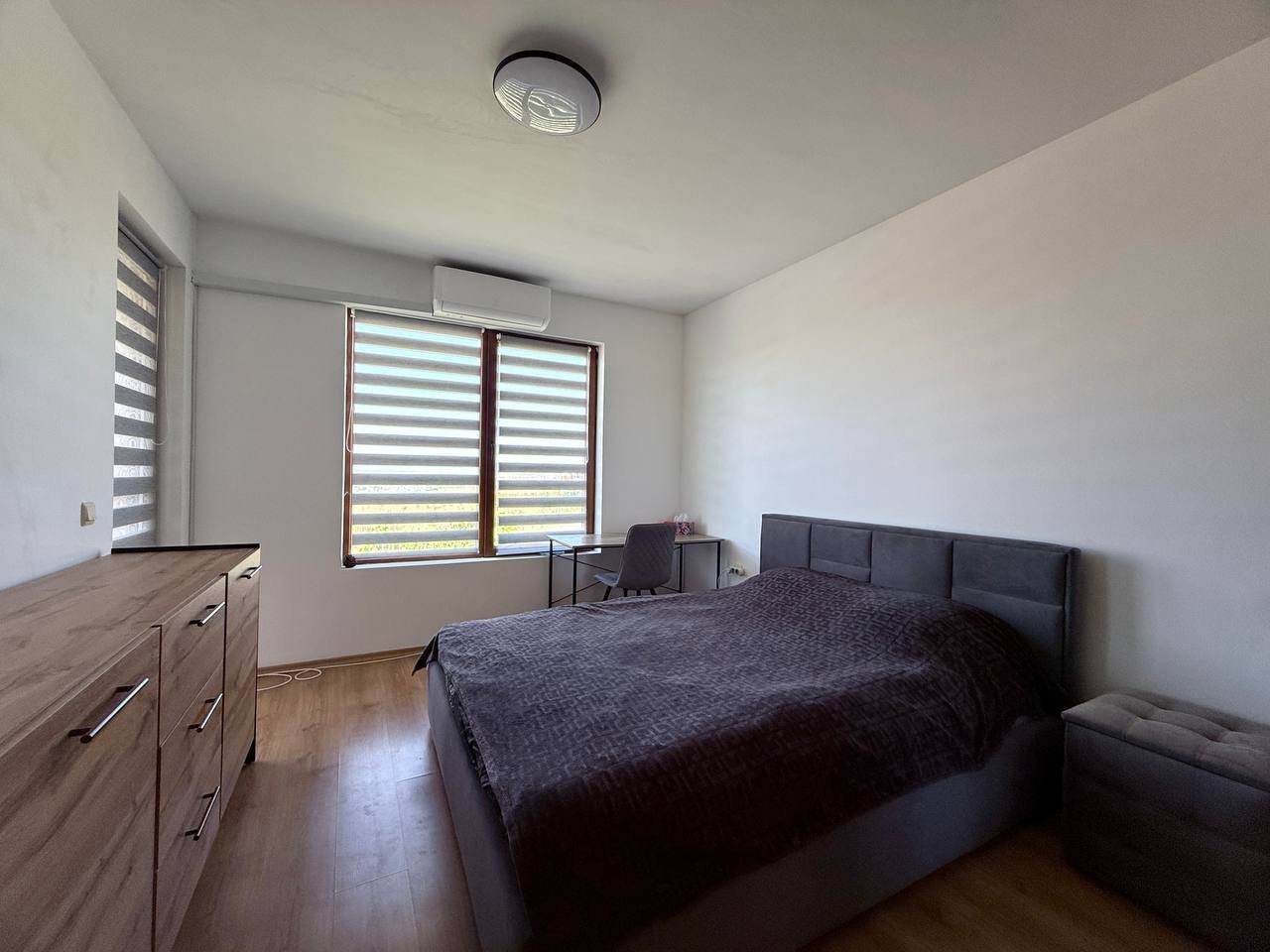 Dwupokojowe mieszkanie z widokiem na morze w kompleksie Arkite w Kosharitsa