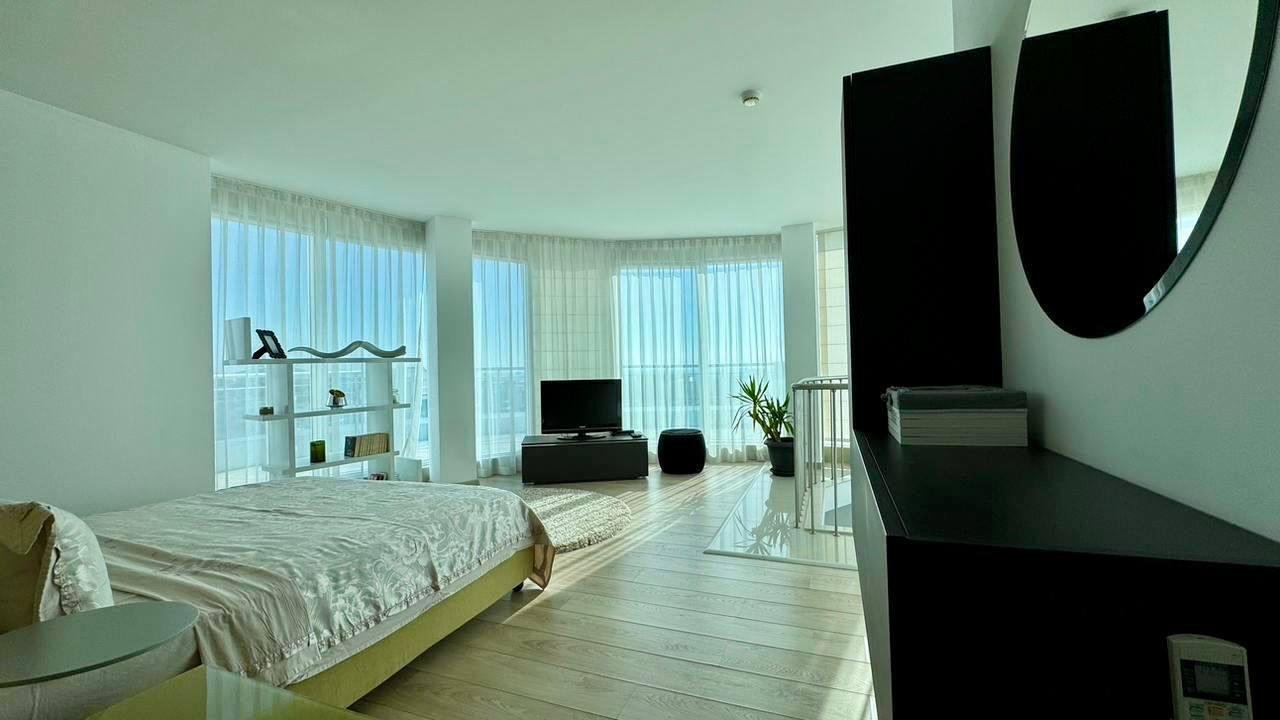 3-pokojowe mieszkanie typu maisonette w kompleksie Atlantic