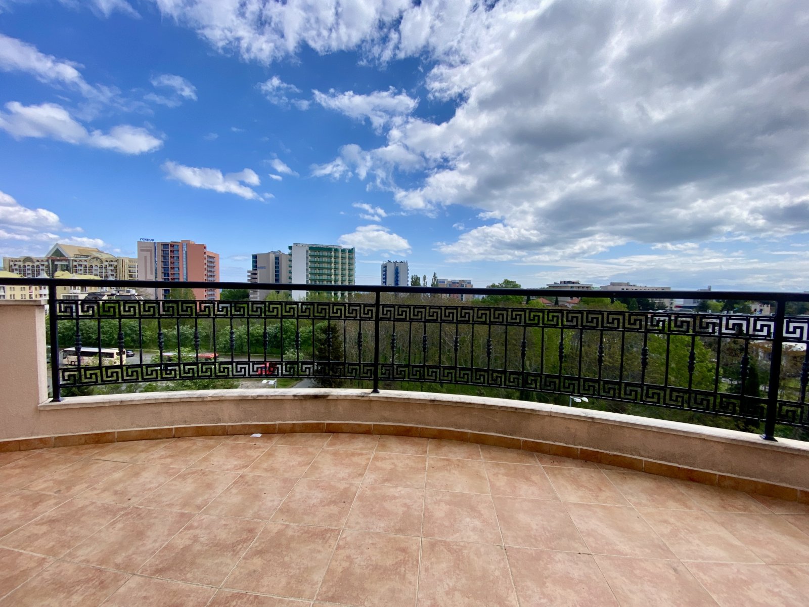 Penthouse w kompleksie Efir