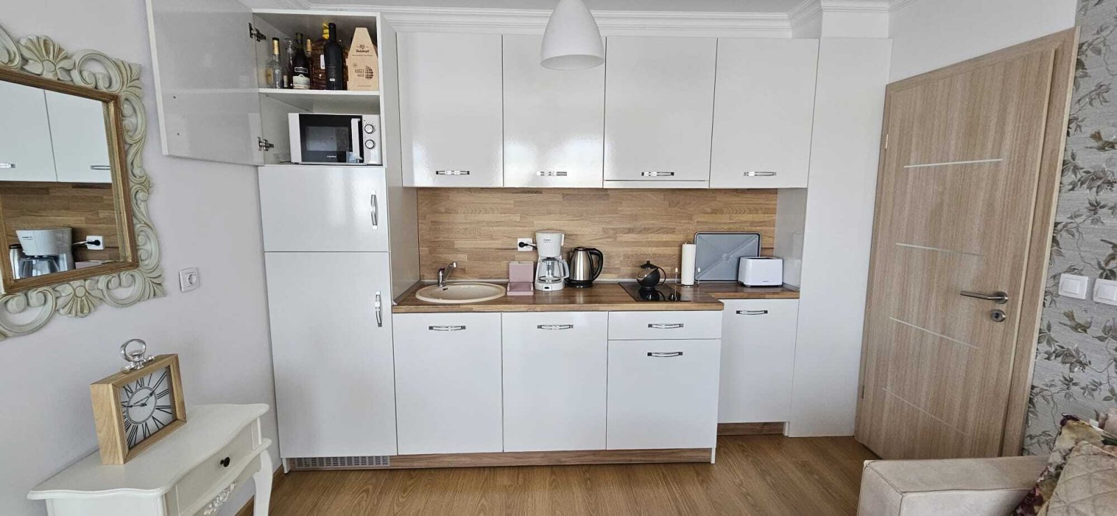 Trzypokojowe mieszkanie w kompleksie Sweet Home 6 na Plaży Słonecznej