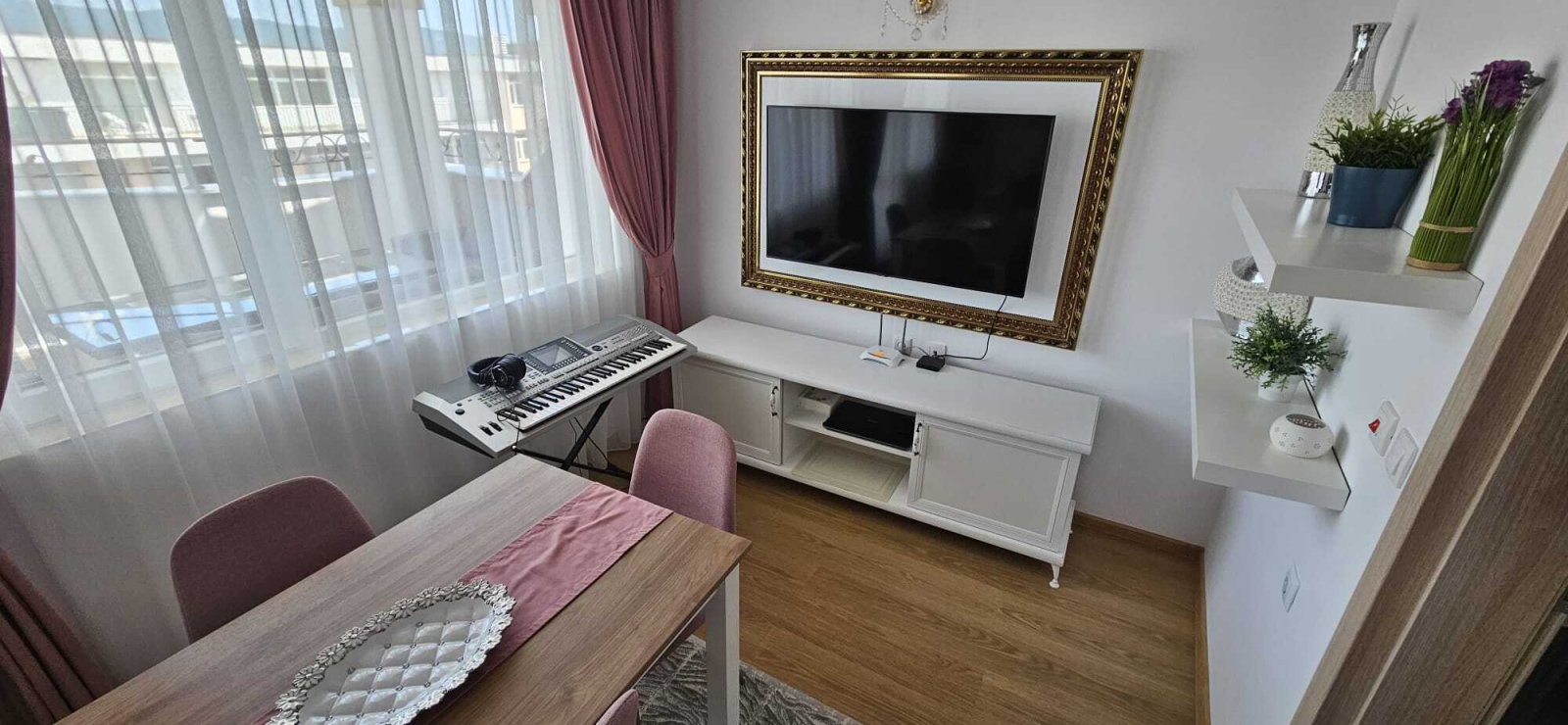 Trzypokojowe mieszkanie w kompleksie Sweet Home 6 na Plaży Słonecznej