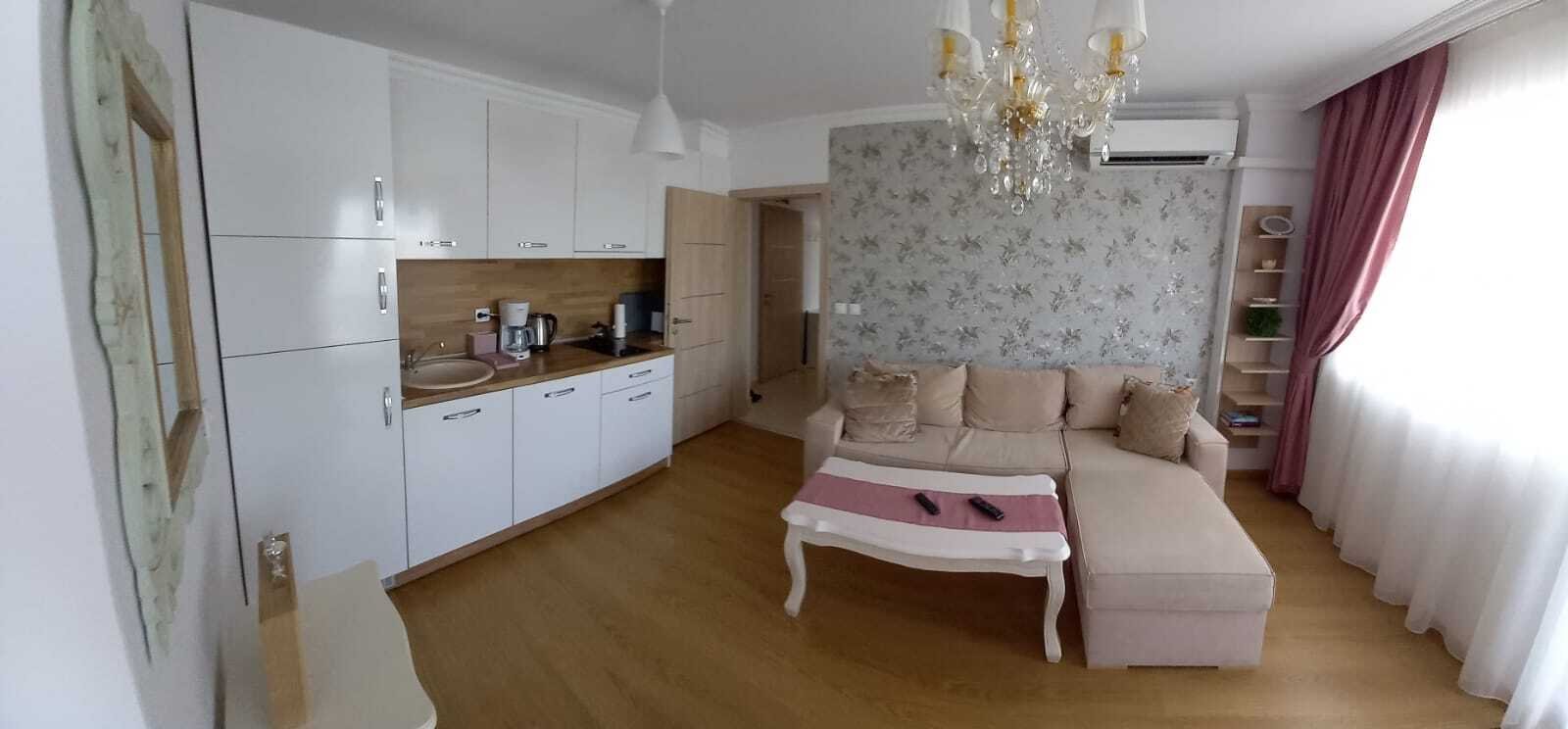 Trzypokojowe mieszkanie w kompleksie Sweet Home 6 na Plaży Słonecznej