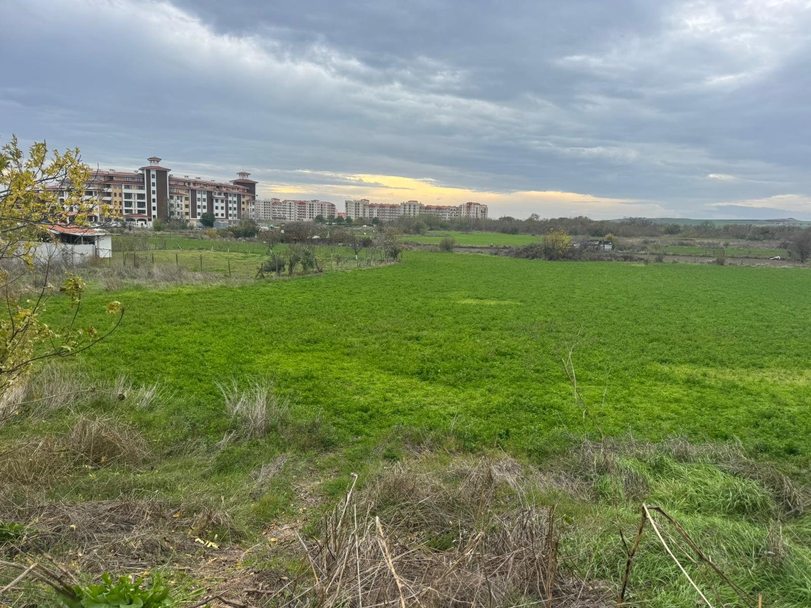 3-pokojowe nowe mieszkanie w stanie surowym z widokiem na morze, Muskat Vineyards Resort Aheloy, Bułgaria