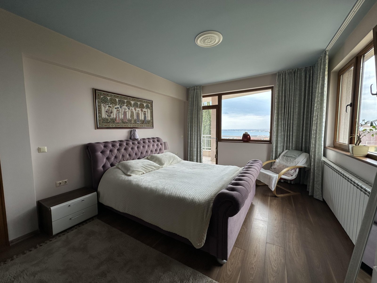 Dwupiętrowy dom z garażem w Sveti Vlas