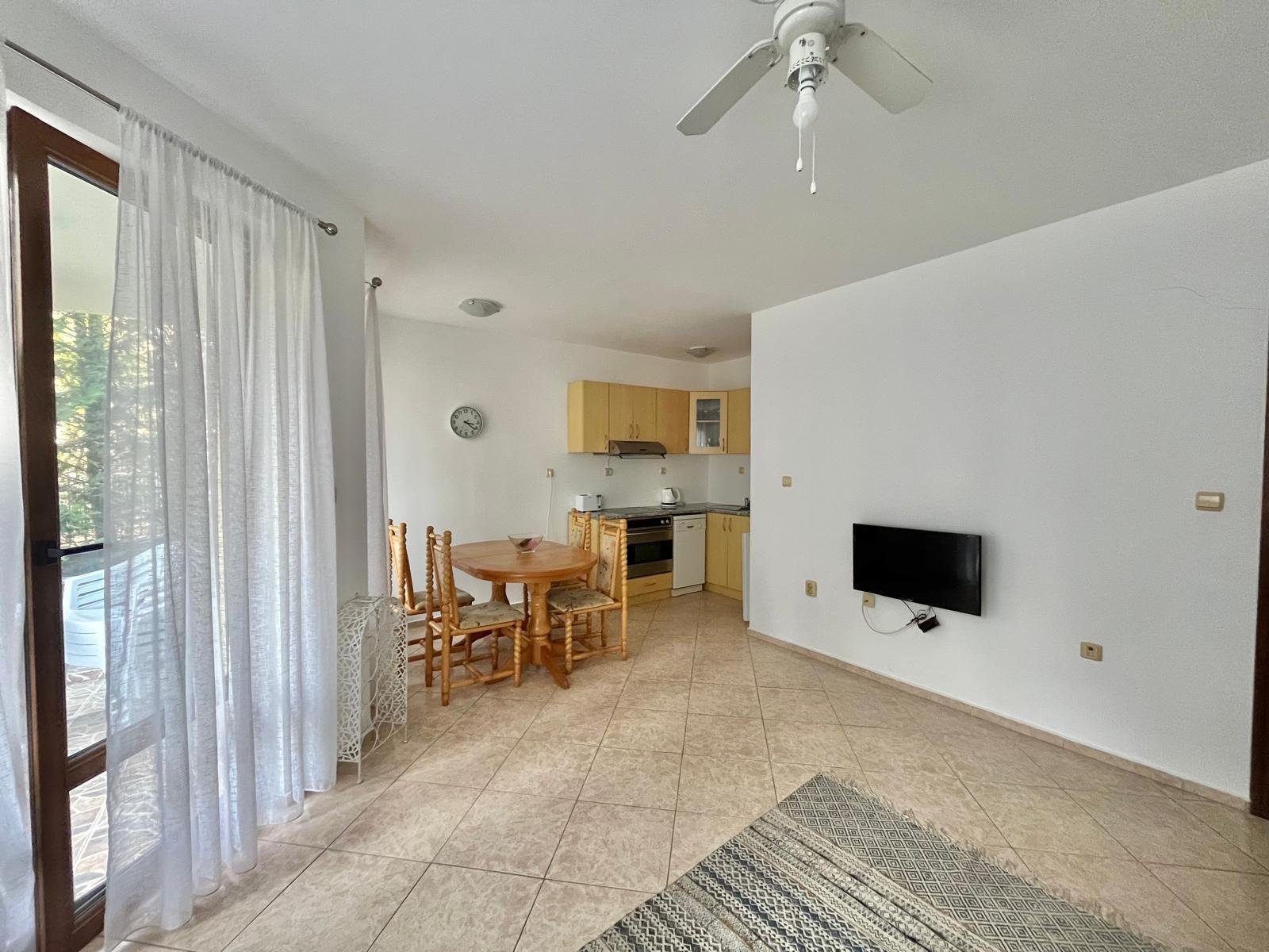 Trzypokojowe mieszkanie z widokiem na morze w kompleksie Global City, Nessebar, Bułgaria