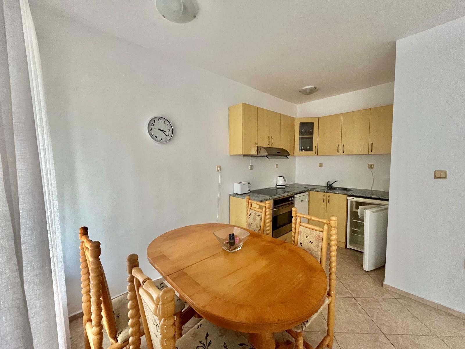 Nessebar: Trzypokojowe mieszkanie z widokiem na morze w kompleksie Global City, Nessebar, Bułgaria 