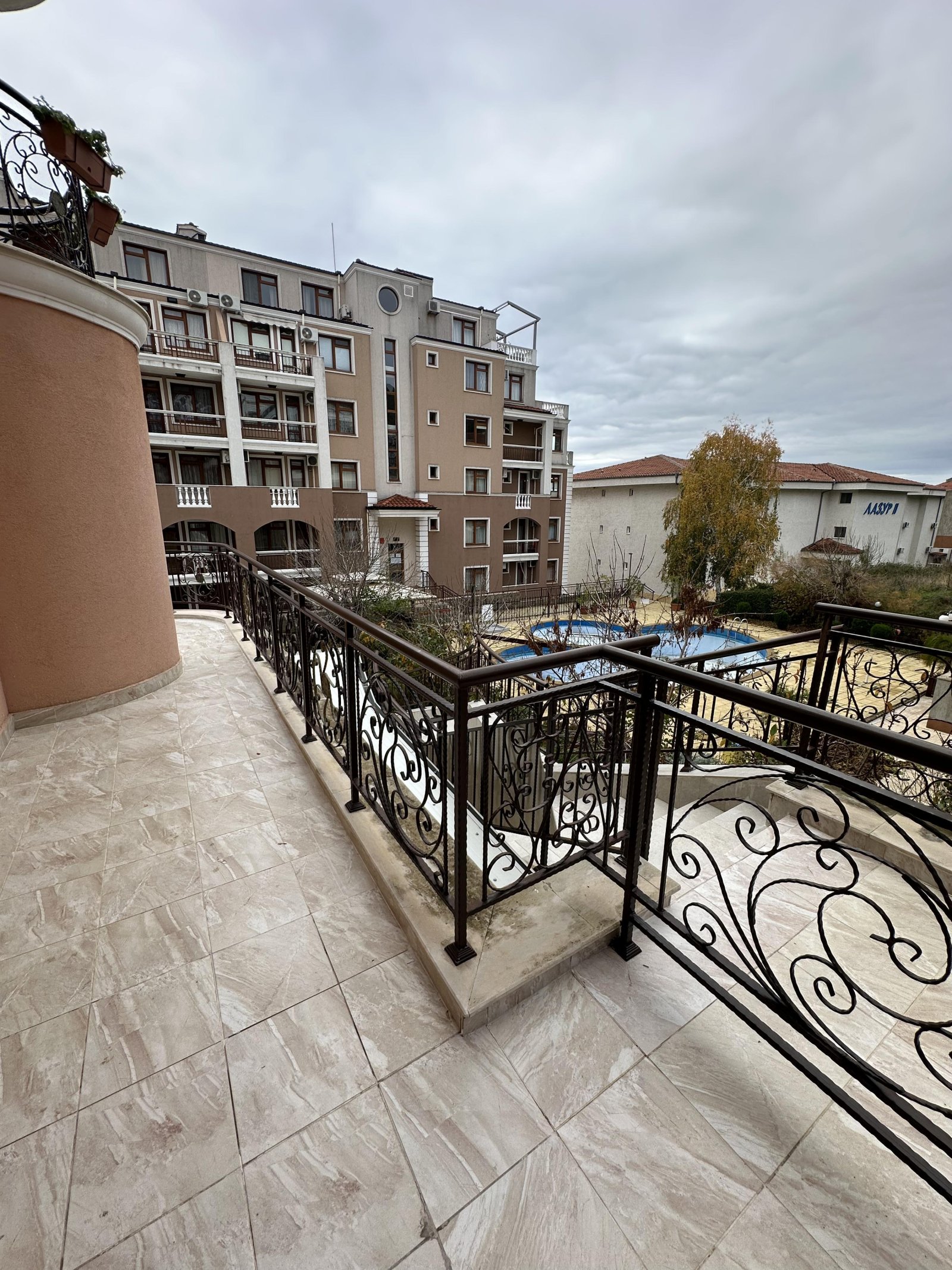 Dwupokojowe mieszkanie w kompleksie Phoenix w Sveti Vlas, Bułgaria