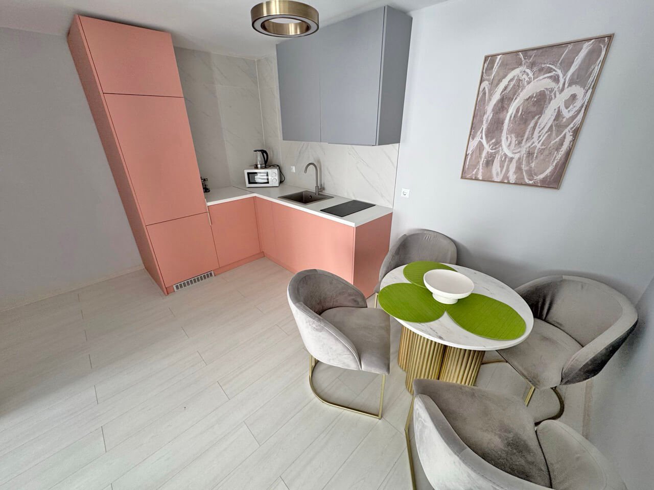 Trzypokojowe mieszkanie z widokiem na basen w kompleksie Jadore, Słoneczny Brzeg, Bułgaria