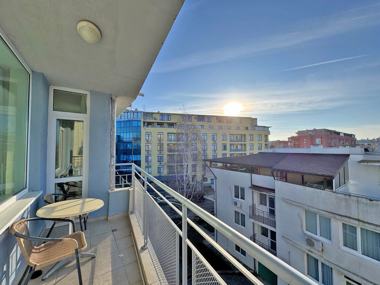 Dwupokojowe mieszkanie w kompleksie „Favorit” na Słonecznym Brzegu, Bułgaria