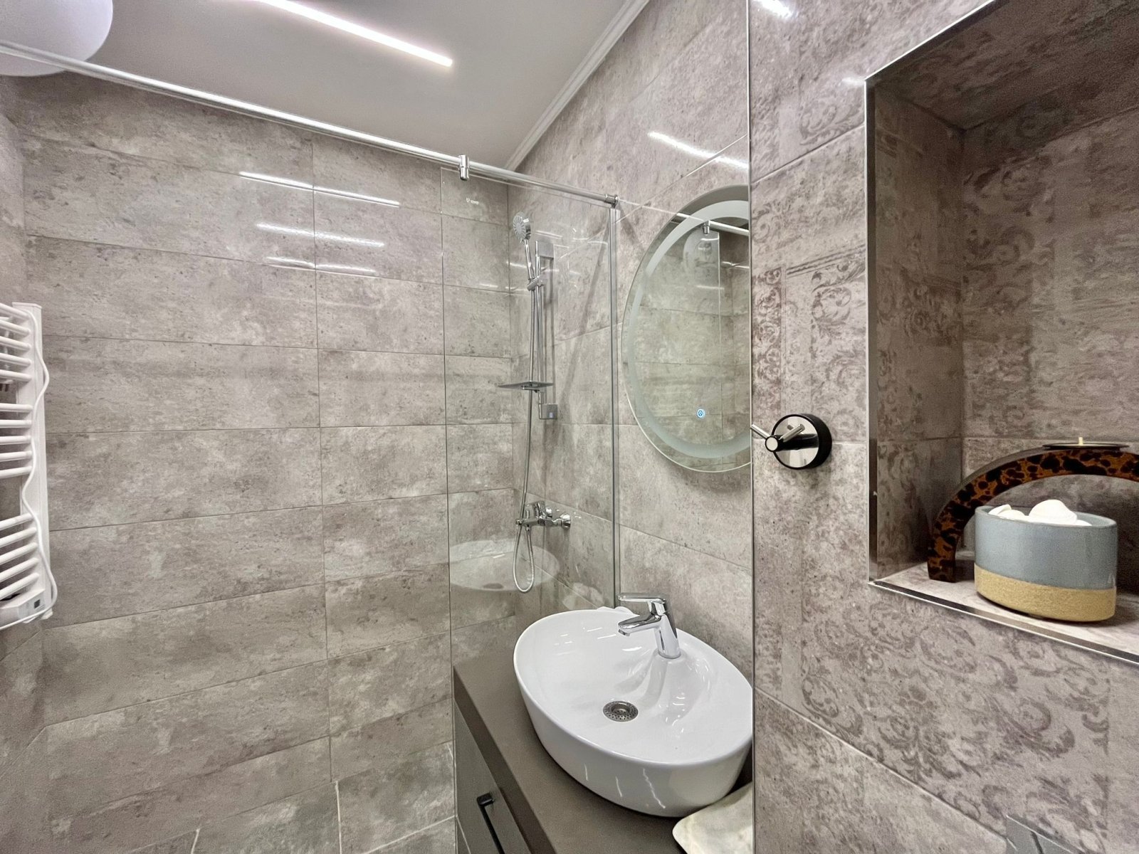 Piękny 3-pokojowy apartament typu mała kamienica w Ravdzie, Bułgaria