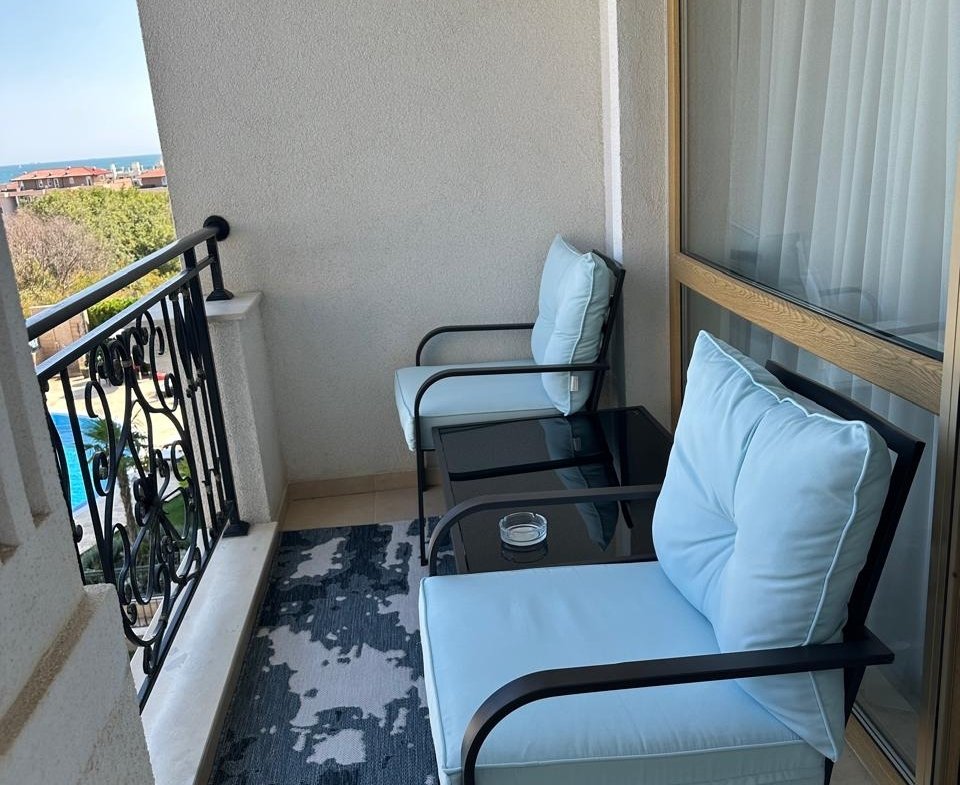 Trzypokojowy apartament w luksusowym kompleksie Villa Florence, Sveti Vlas, Bułgaria