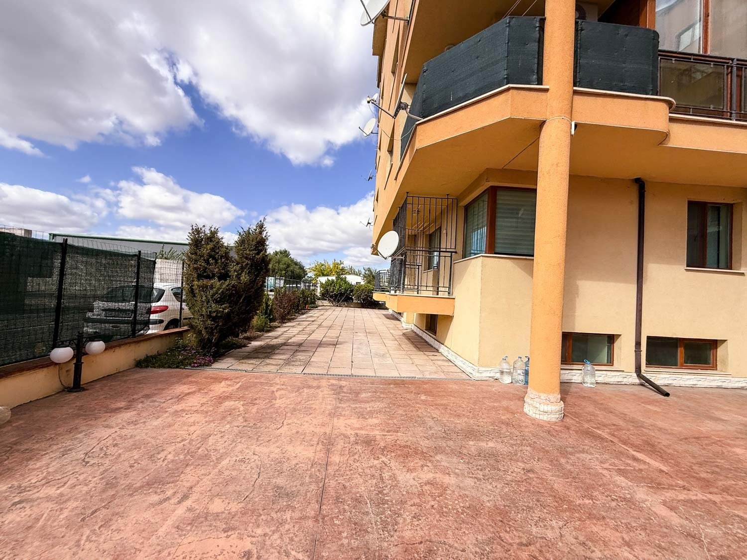 Dwupokojowe mieszkanie z widokiem na basen w kompleksie Amadeus 5, Słoneczny Brzeg, Bułgaria