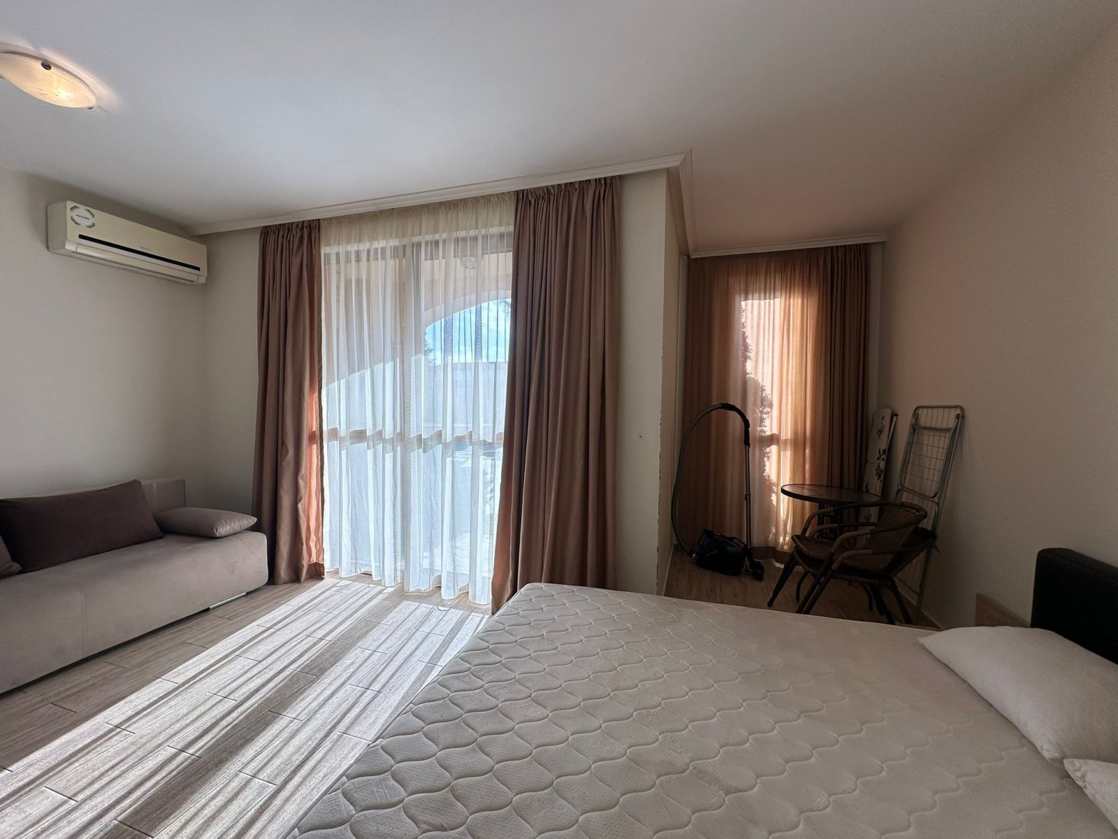 Studio z widokiem na basen w kompleksie Cascadas, Ravda, Bułgaria