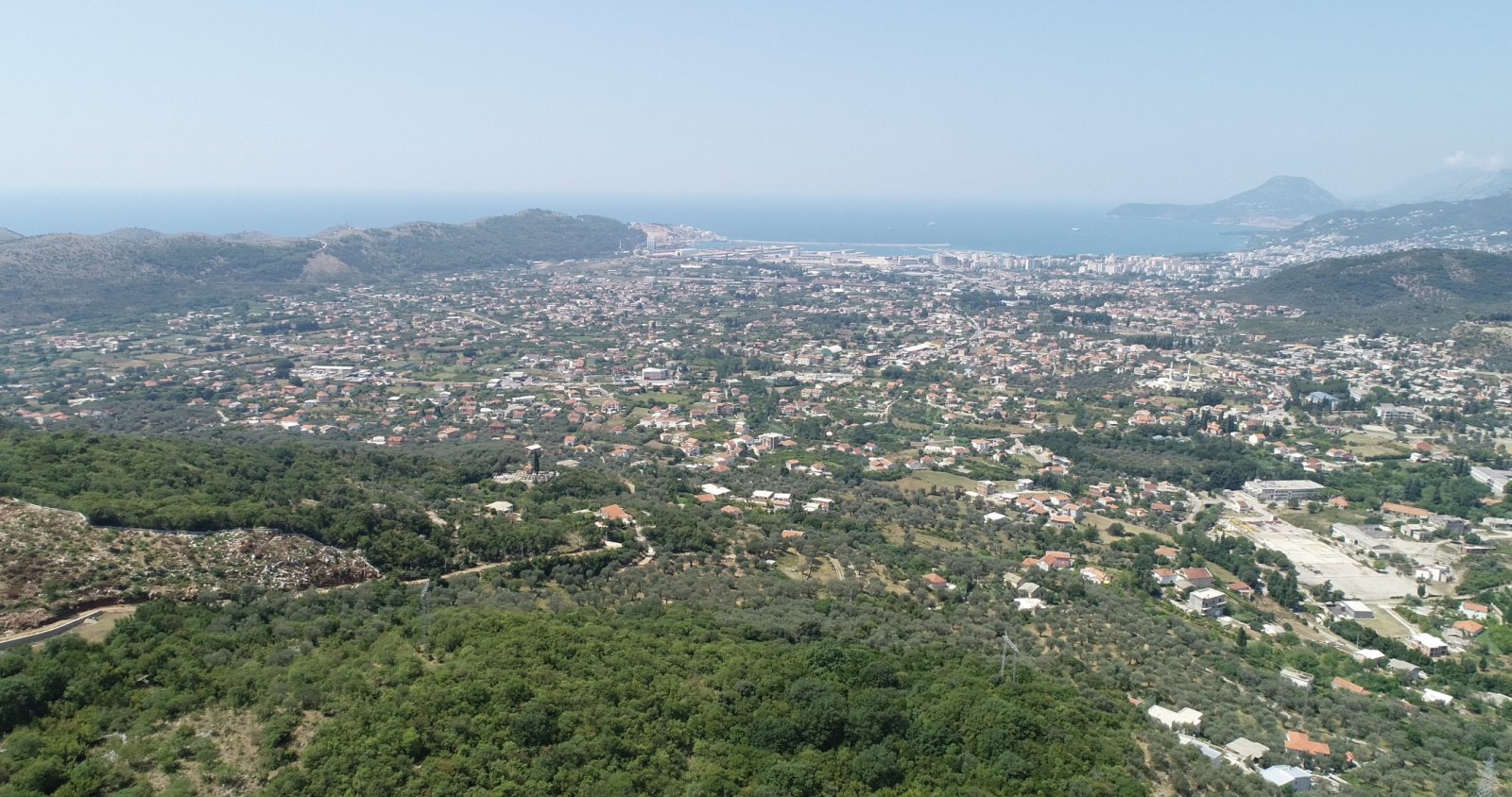Ein großes Baugrundstück in unmittelbarer Nähe von Bar, Montenegro