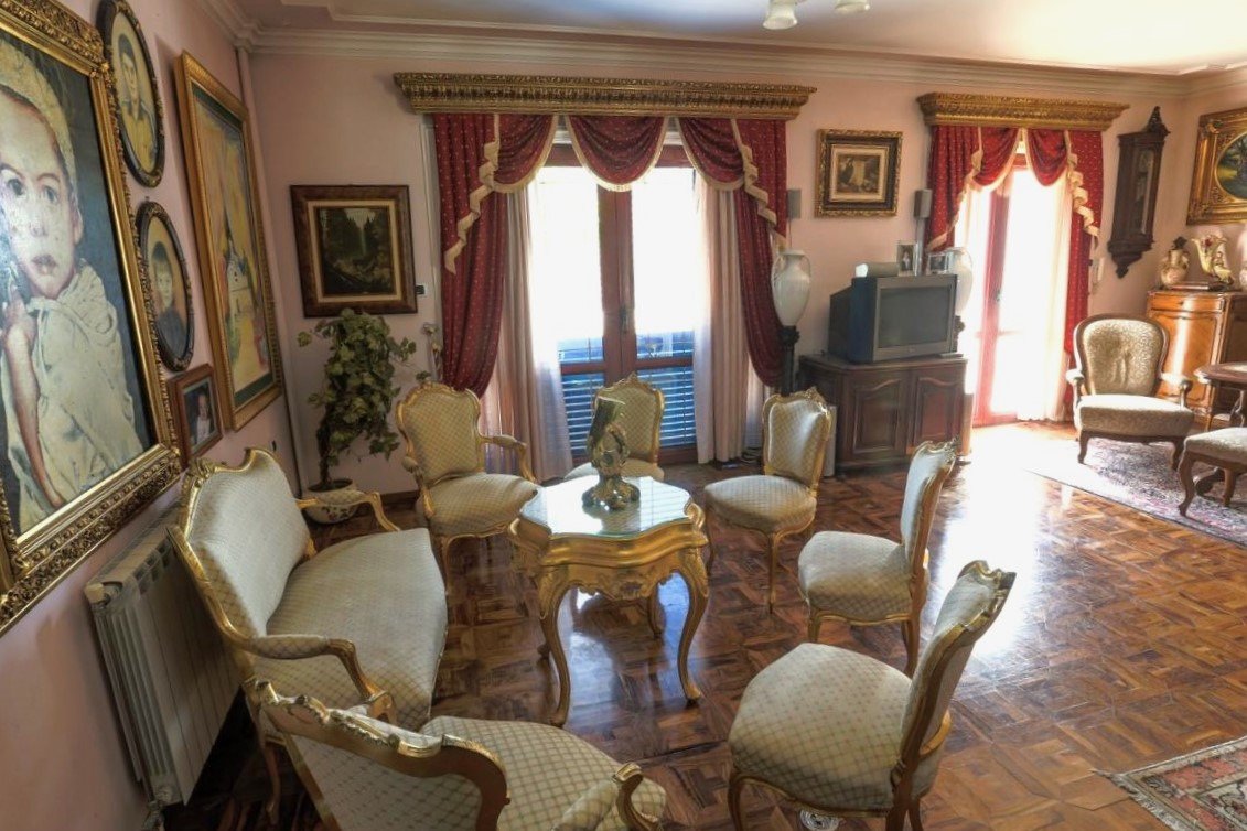 Antik möbliertes, geräumiges Haus mit Meerblick in Bar, Šušanj