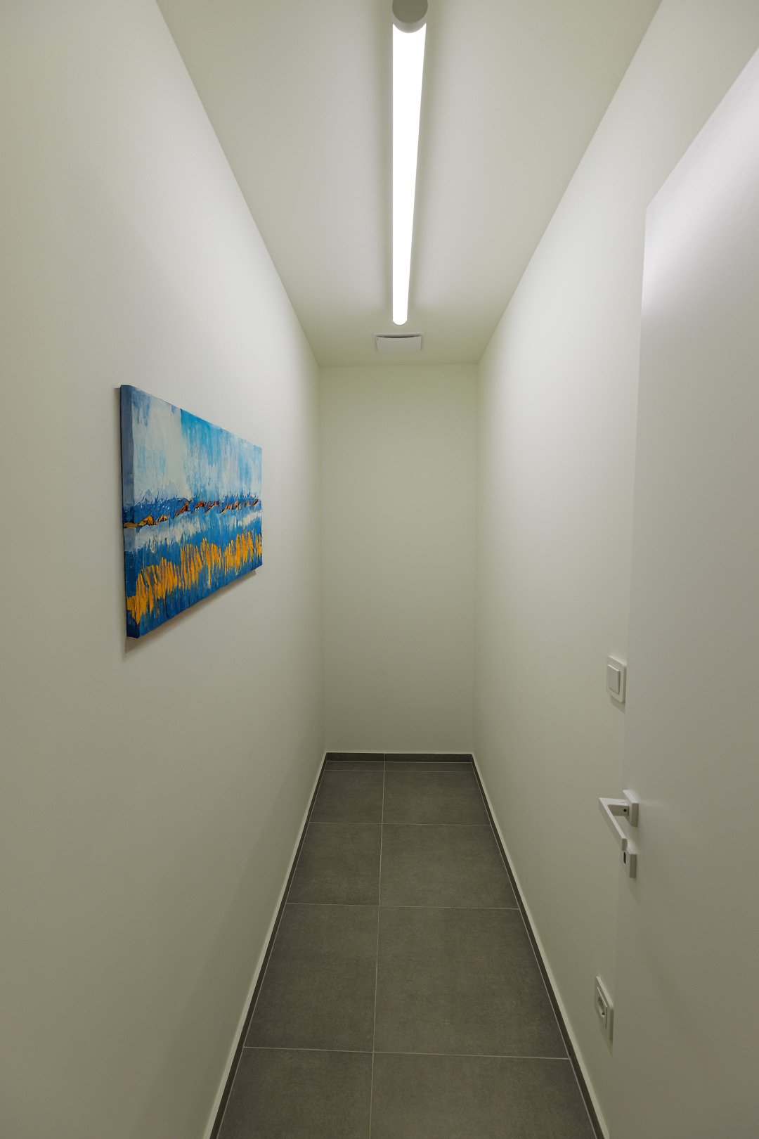 Роскошный дом у моря в престижном курортном комплексе в Умаг-Савудрии — ваш частный оазис в Истрии.