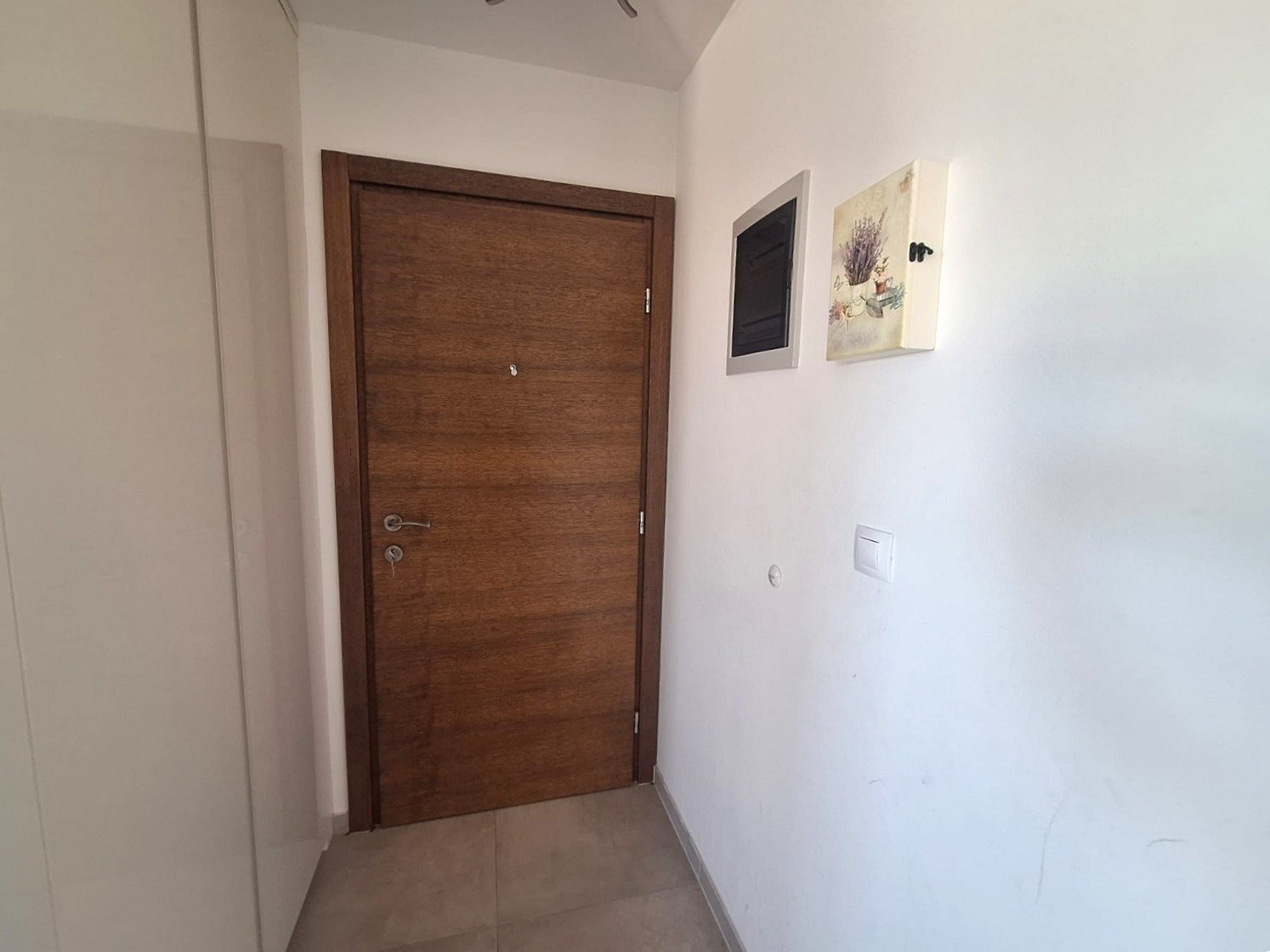 Современные апартаменты с бассейном и просторным садом в Медулине