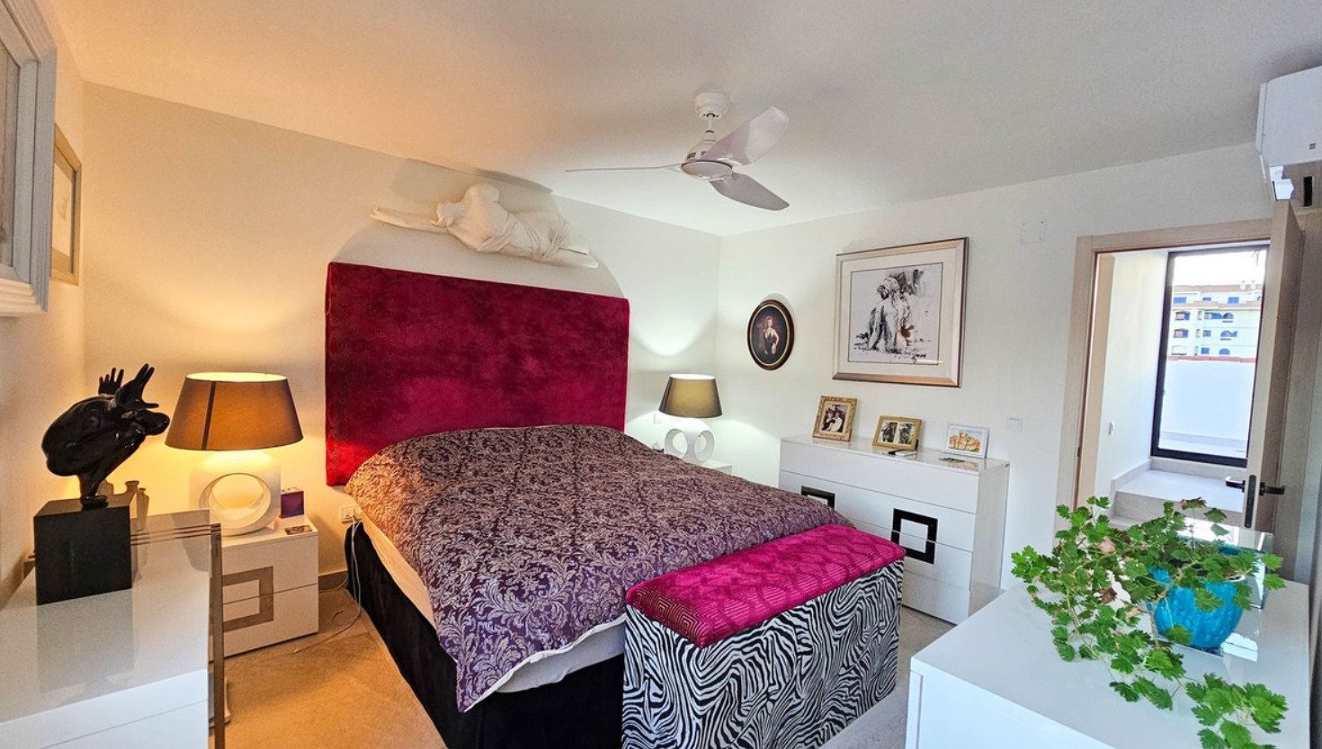 Wunderschönes Haus mit Panoramablick aufs Meer – nur 1 Gehminute vom Strand entfernt, Casares Costa del Sol