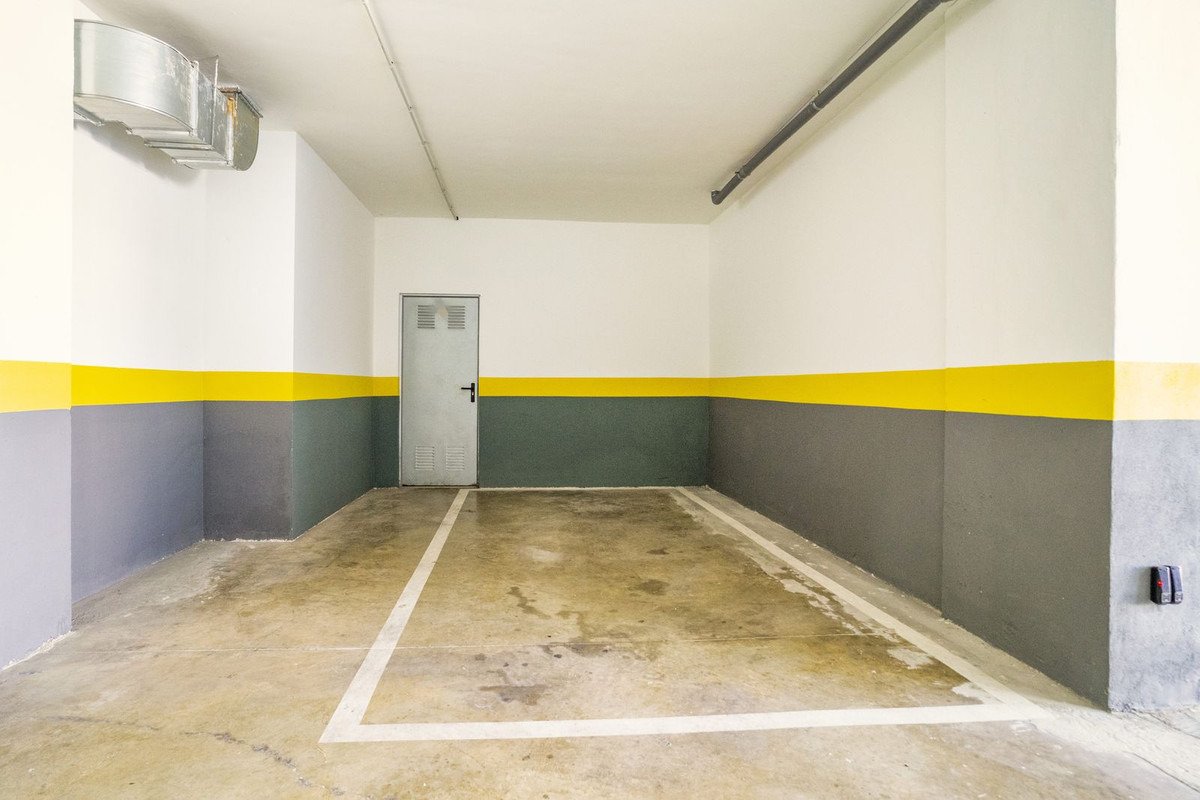 Exklusives, modernes 2-Zimmer-Apartment in Manila mit atemberaubendem Meerblick