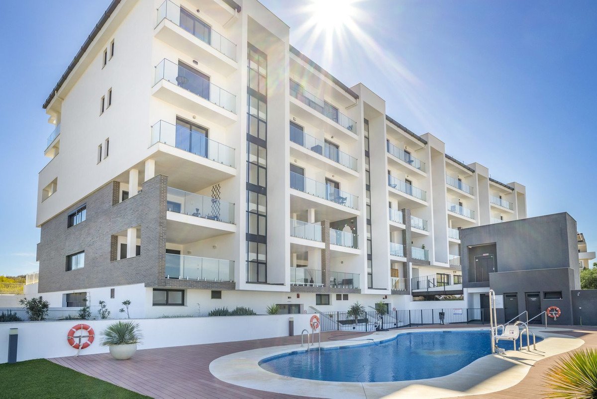 Exklusives, modernes 2-Zimmer-Apartment in Manila mit atemberaubendem Meerblick