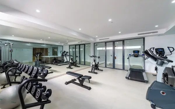 Modernes Penthouse mit Aussicht, privatem Pool und Vermietungslizenz – Neue Goldene Meile, Estepona