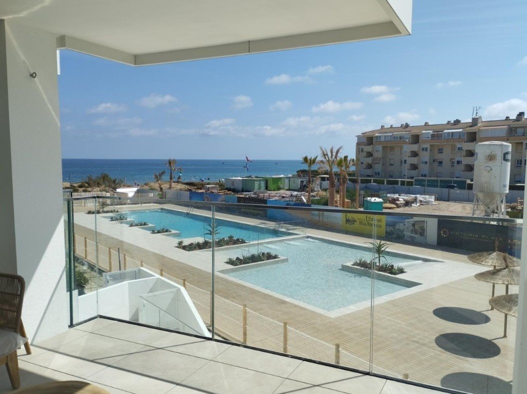 Zweistöckiges Penthouse direkt am Strand in LEstanyo Denia – außergewöhnliche Aussicht, bezugsfertig